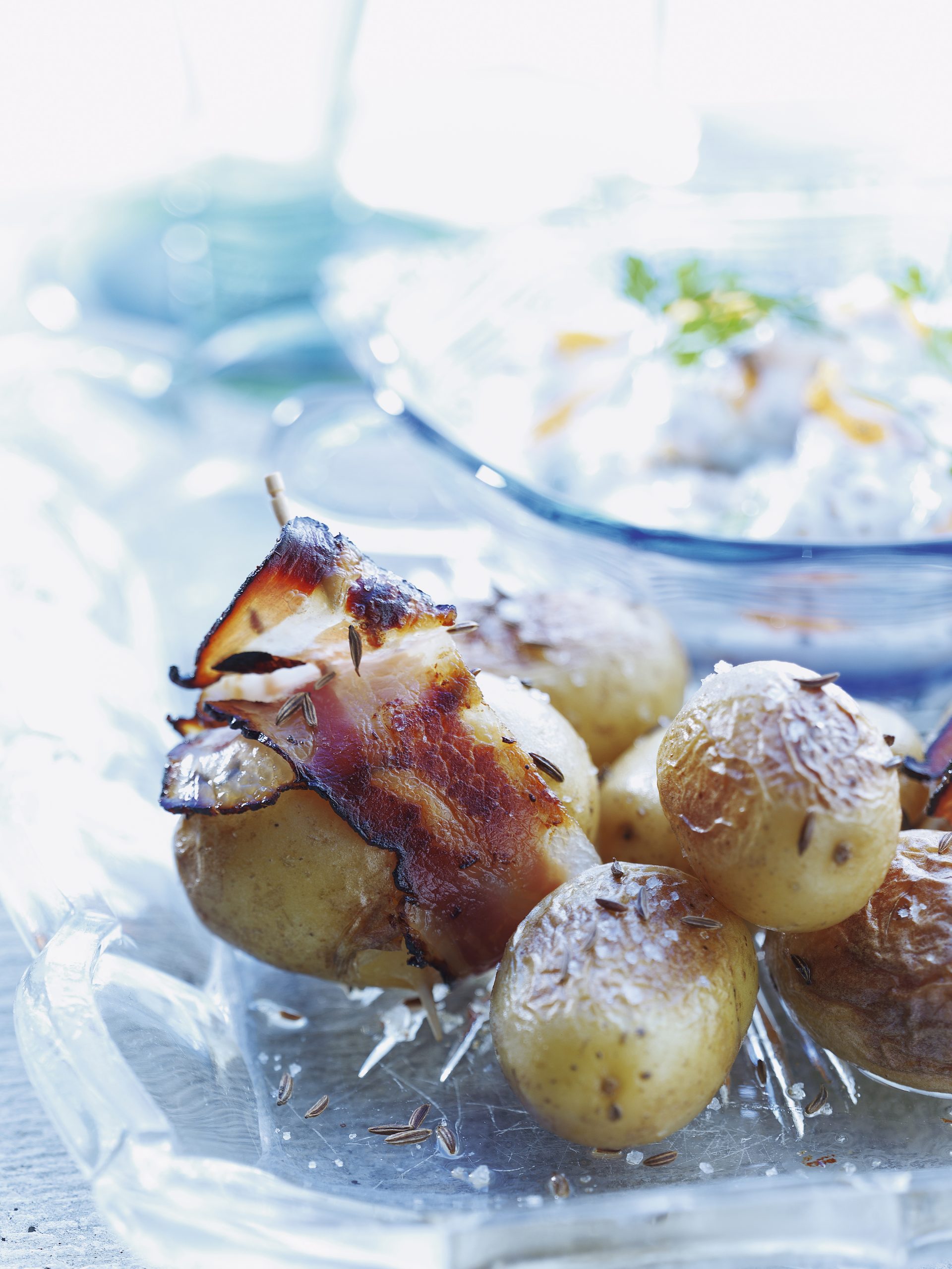 Kümmelkartoffeln mit Rüebli-Quark