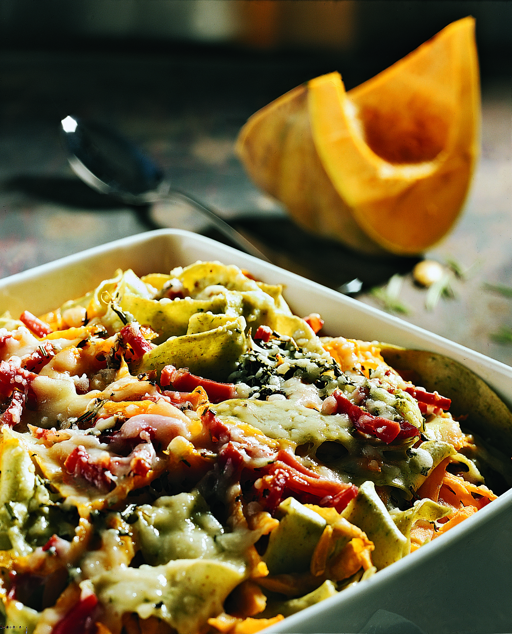 Kürbis-Gratin mit Schinken und Pasta
