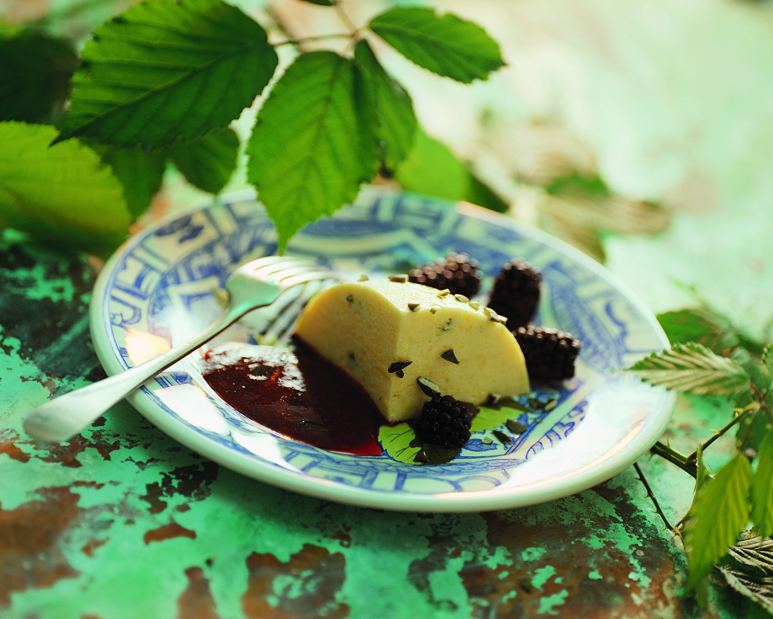 Mousse de potiron au coulis de mûre