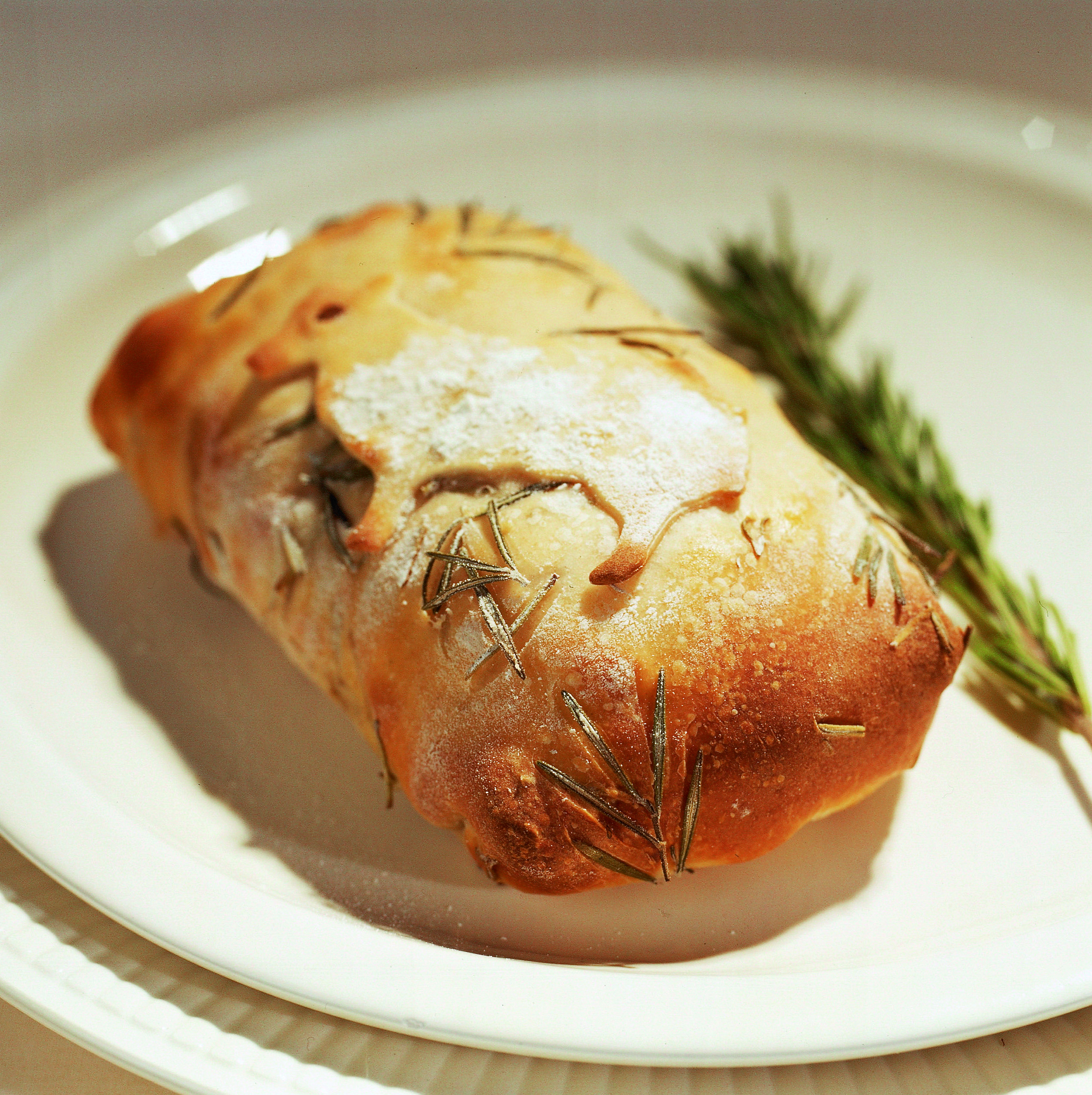 Agneau en croûte aux herbes