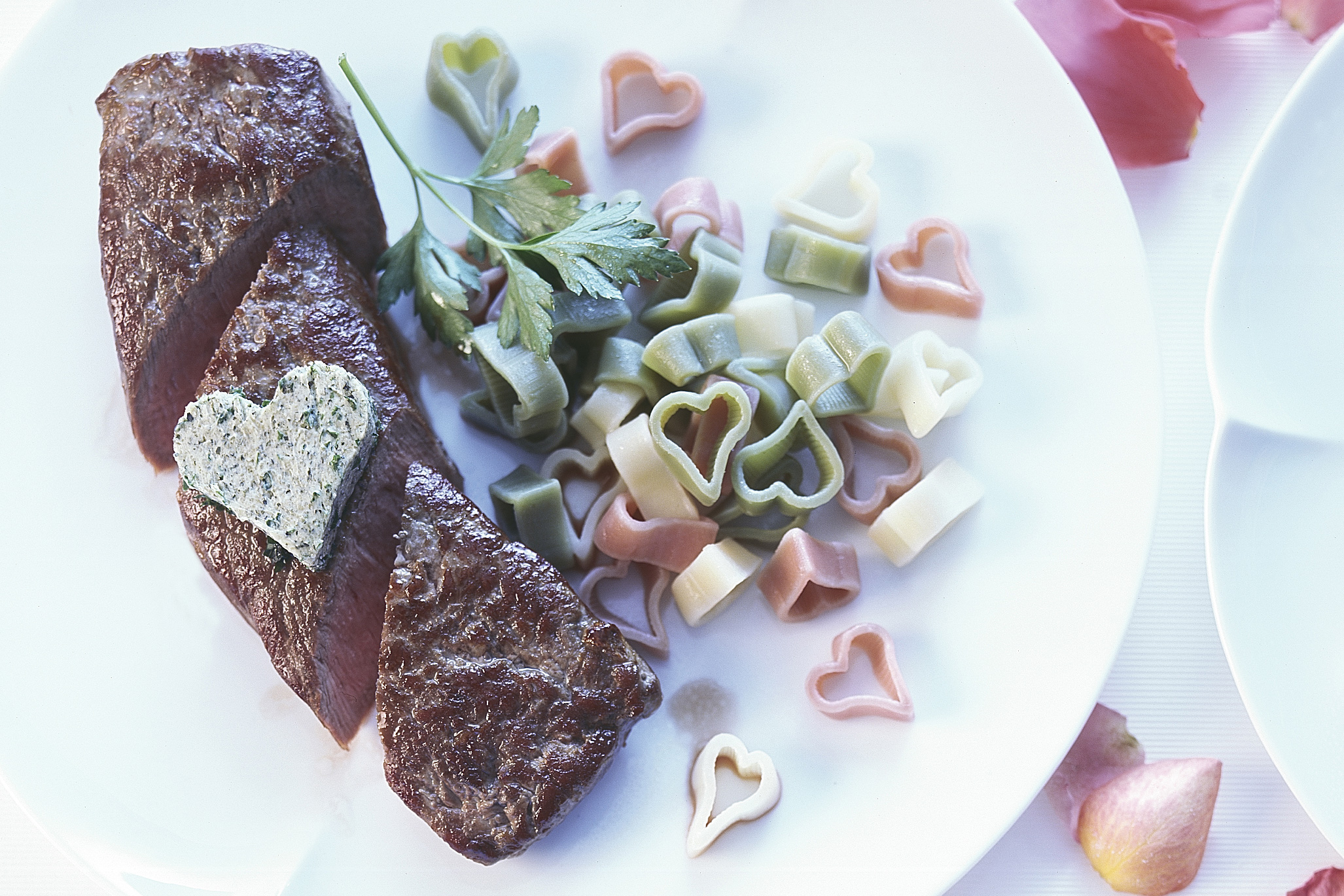 Lammnierstück mit Kürbiskern-Petersilien-Butter