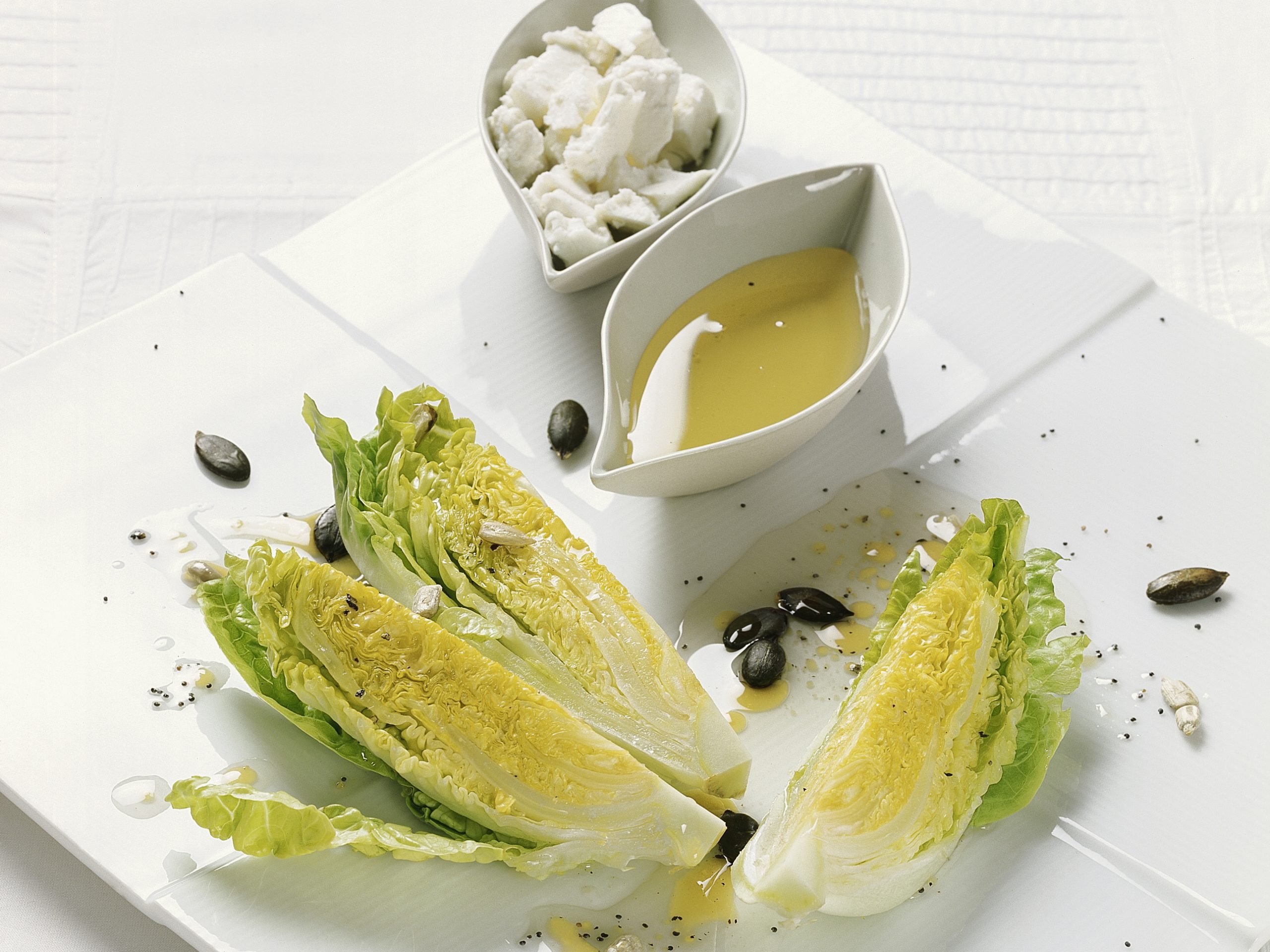 Lattichherzen mit Honig-Frischkäse
