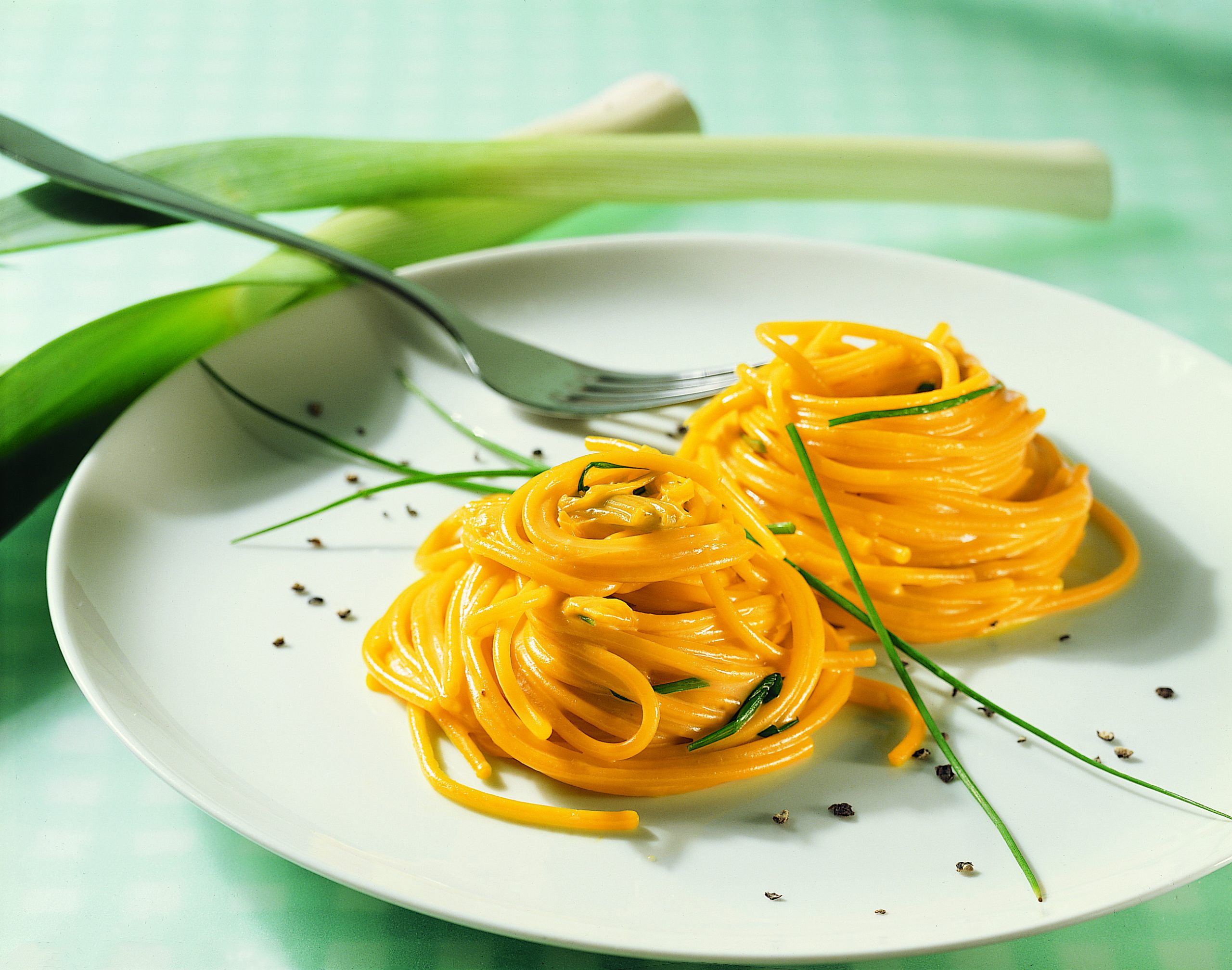 Lauch Spaghetti Mit Safran Rezept Swissmilk