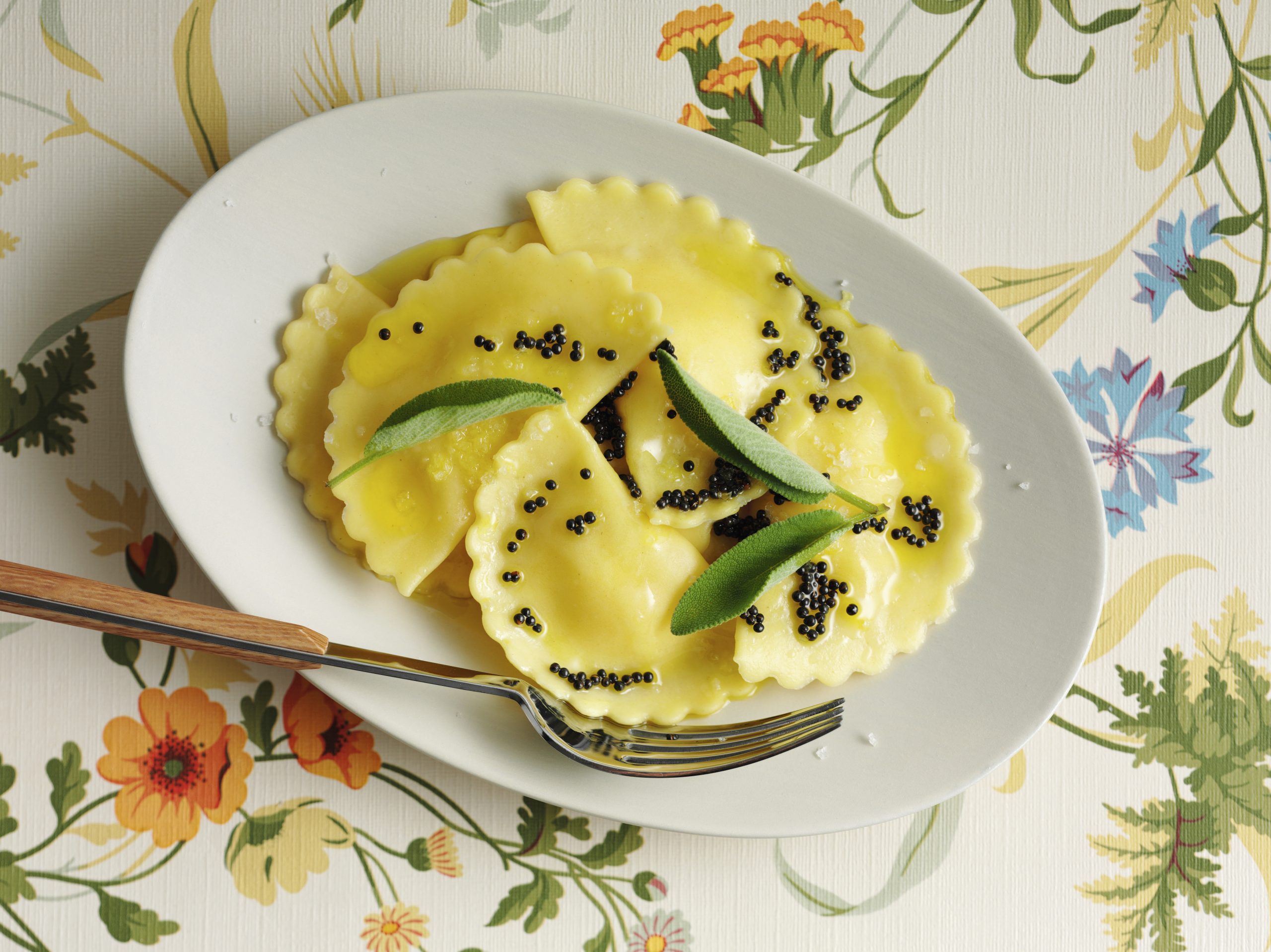 Demi-lunes à L'Etivaz et pesto de graines de colza