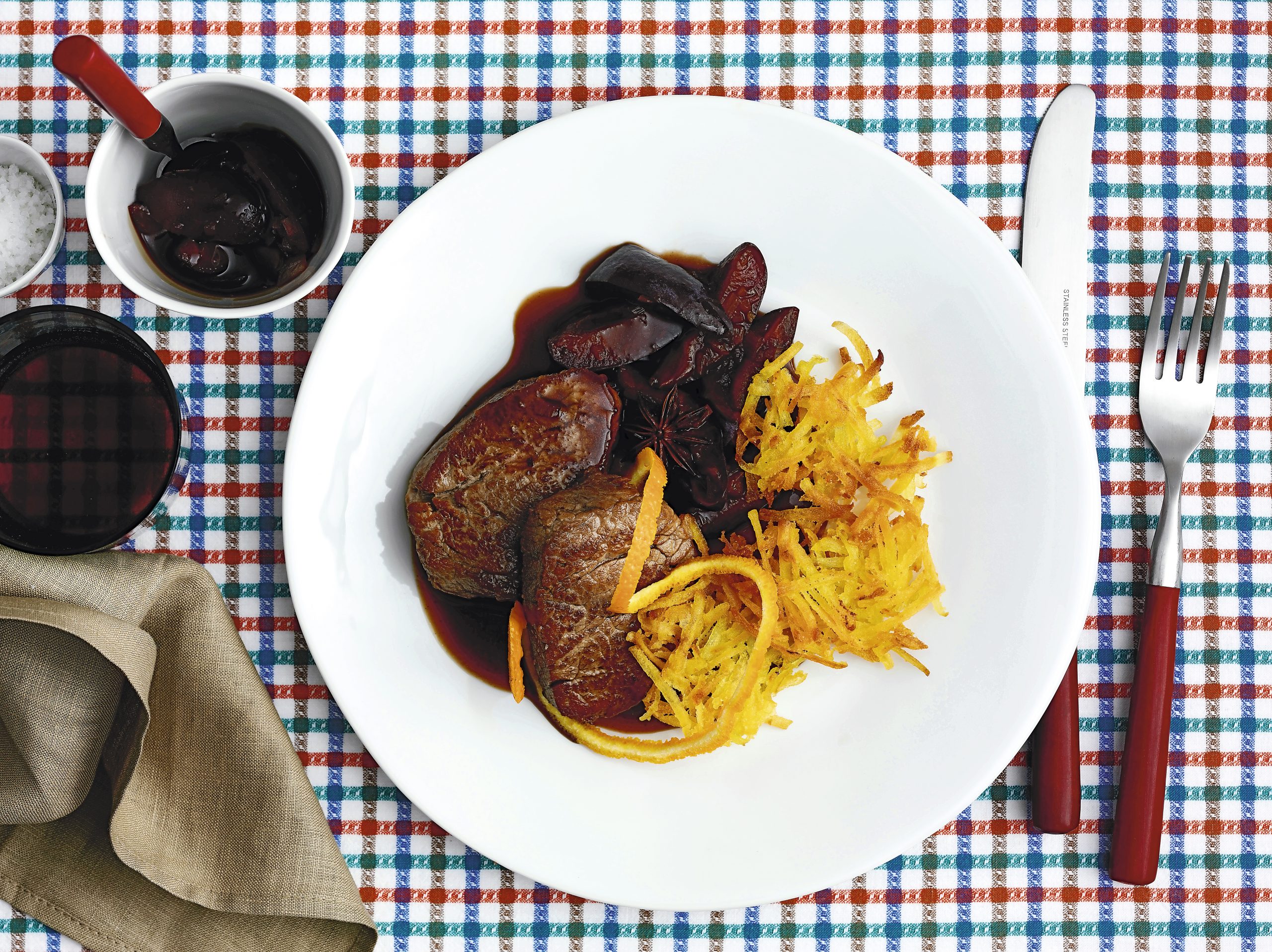 Medaillons an Zwetschgen-Portwein-Sauce