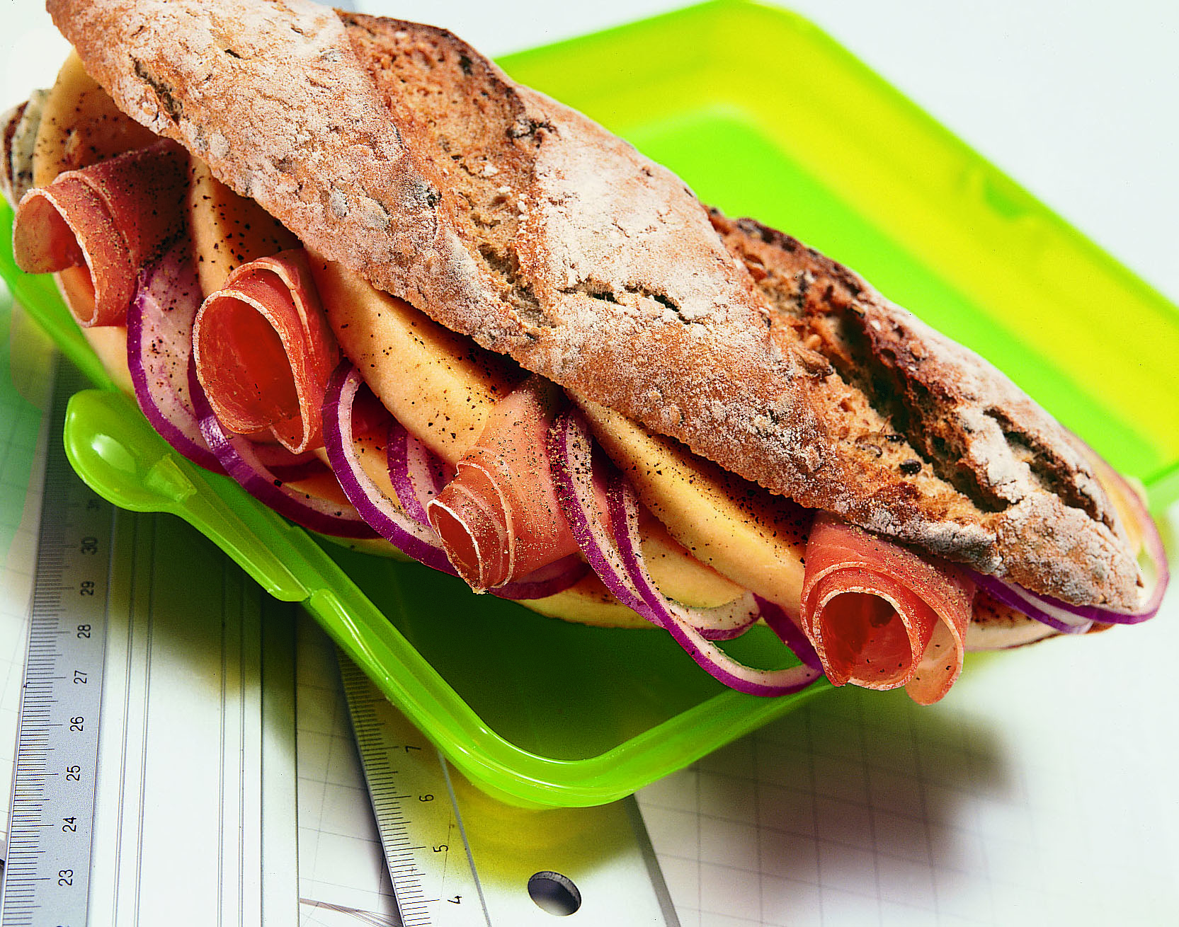 Melonen-Schinken-Sandwich