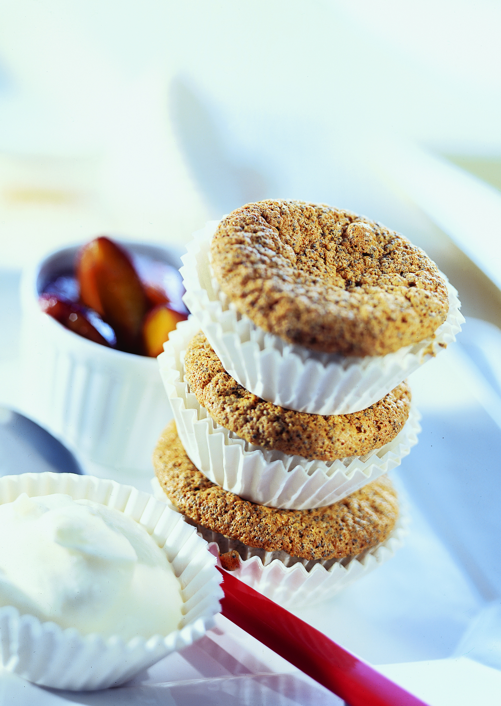 Muffins au pavot et compote de pruneaux
