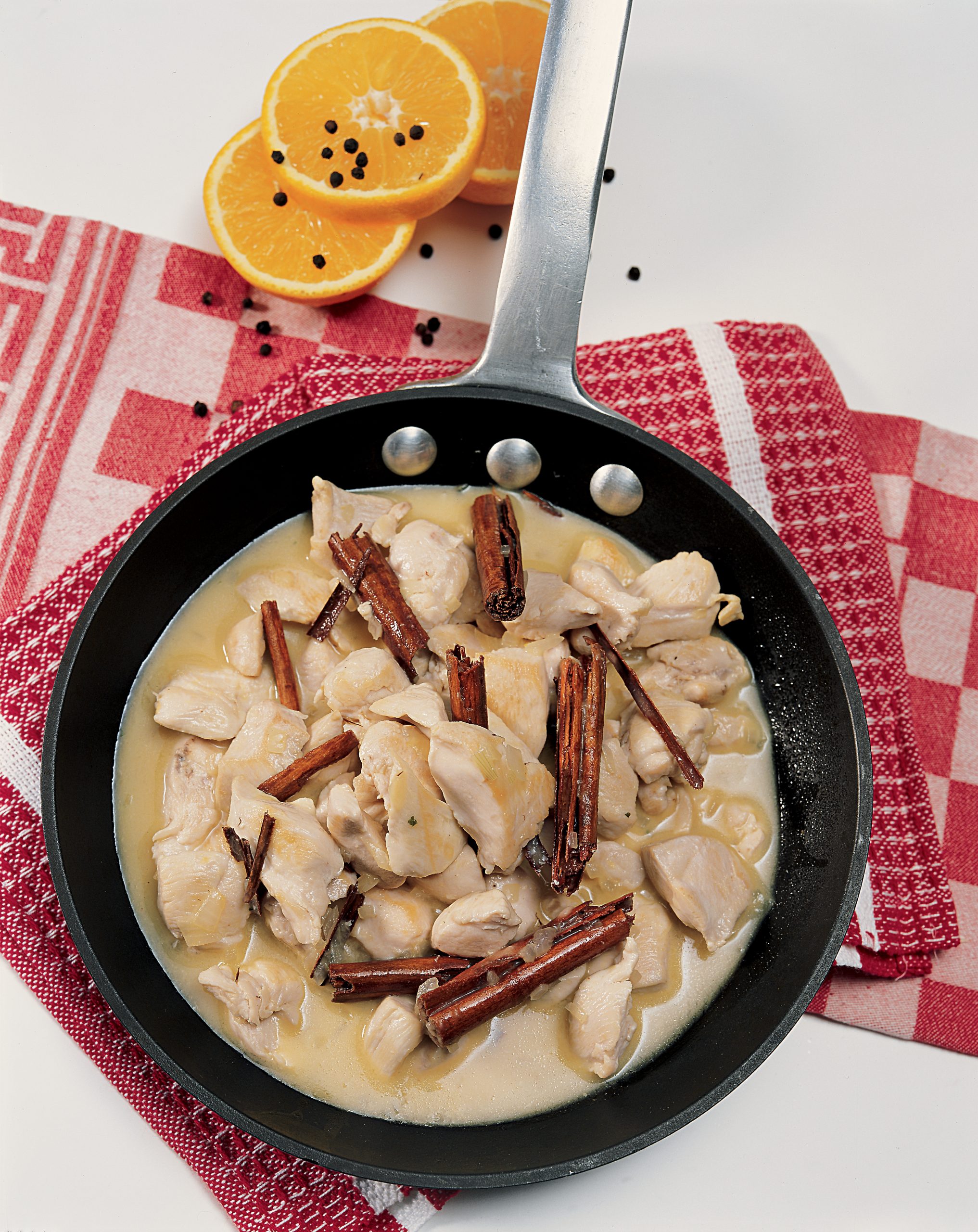 Poulet à l'orange et à la cannelle