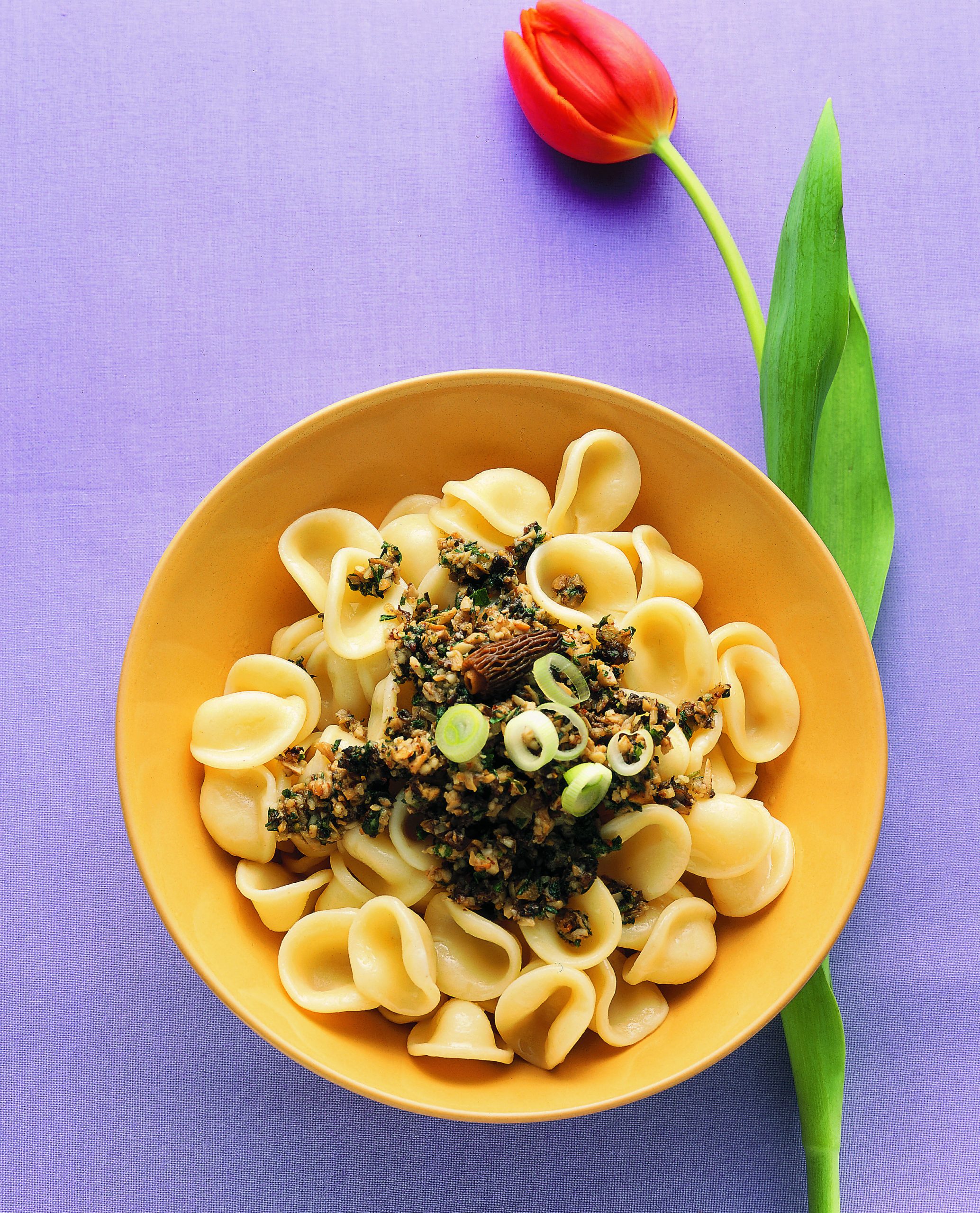 Orecchiette au pesto aux champignons