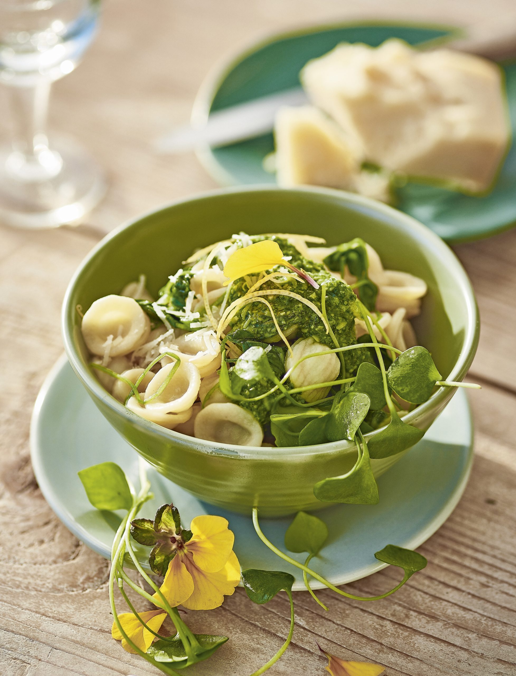 Orecchiette au pourpier et pesto herbes-Sbrinz