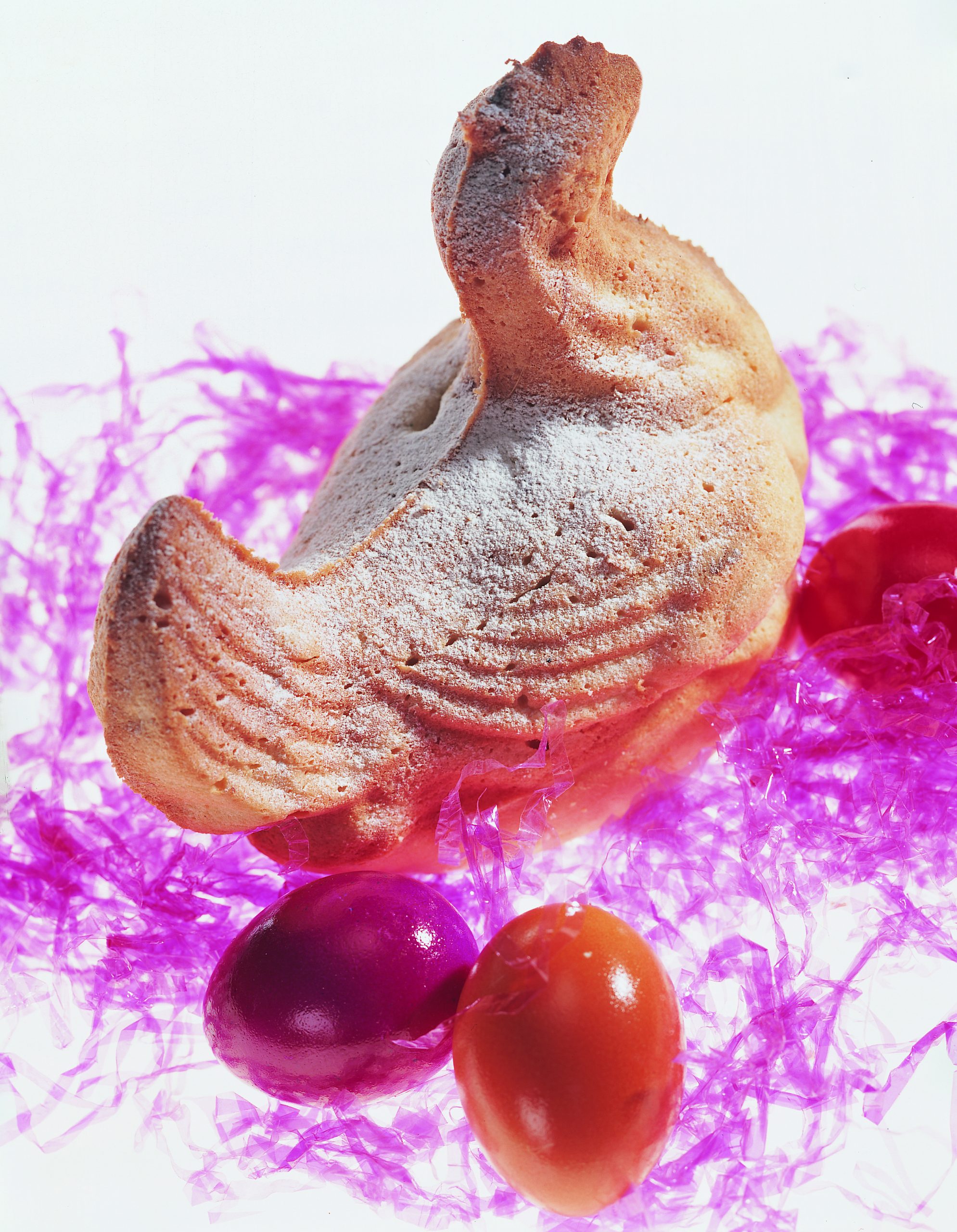 Petite poule de Pâques aux amandes