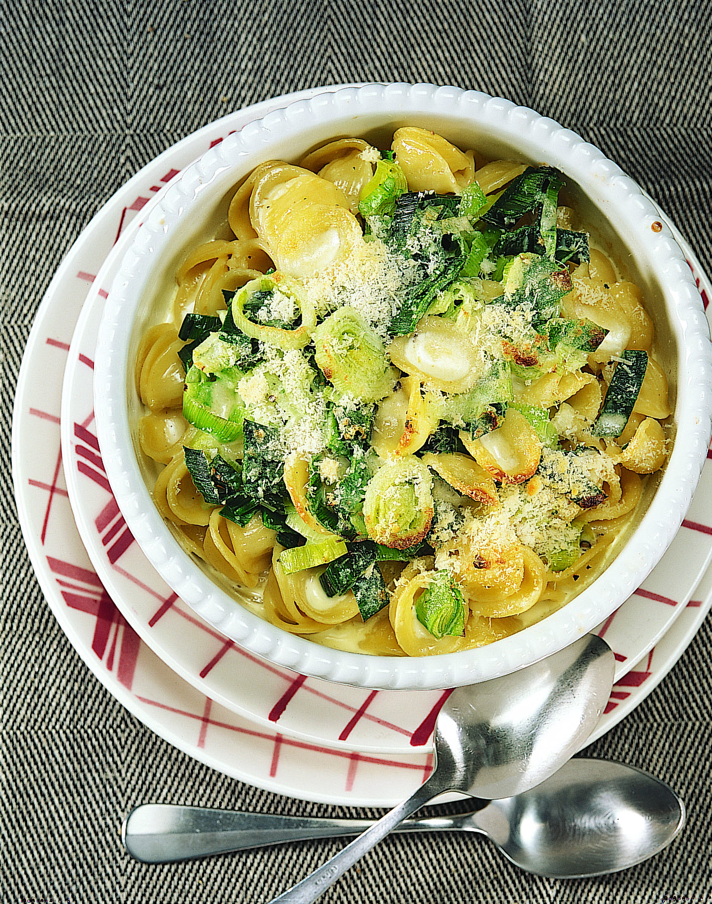 Pasta-Gratin mit Lauch