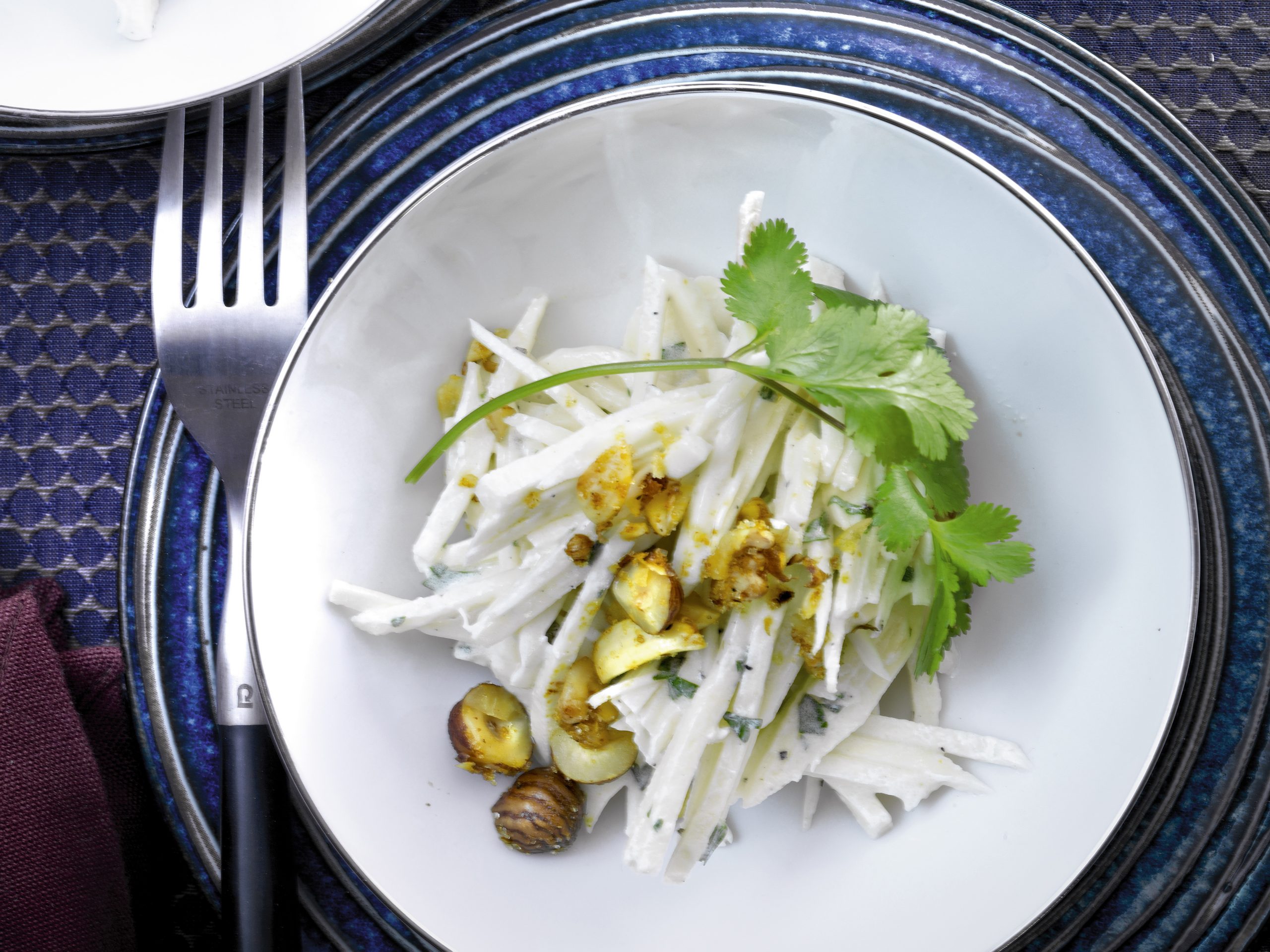 Salade de panais aux fruits secs épicés