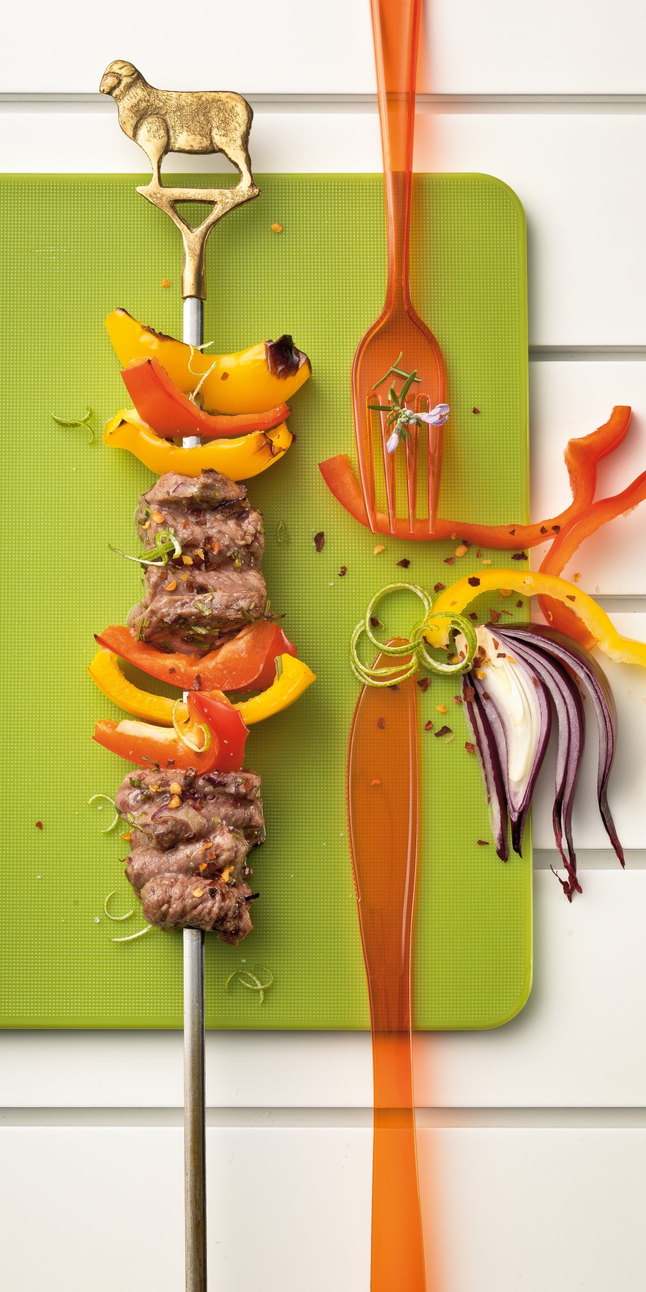 Brochettes d'agneau aux deux poivrons