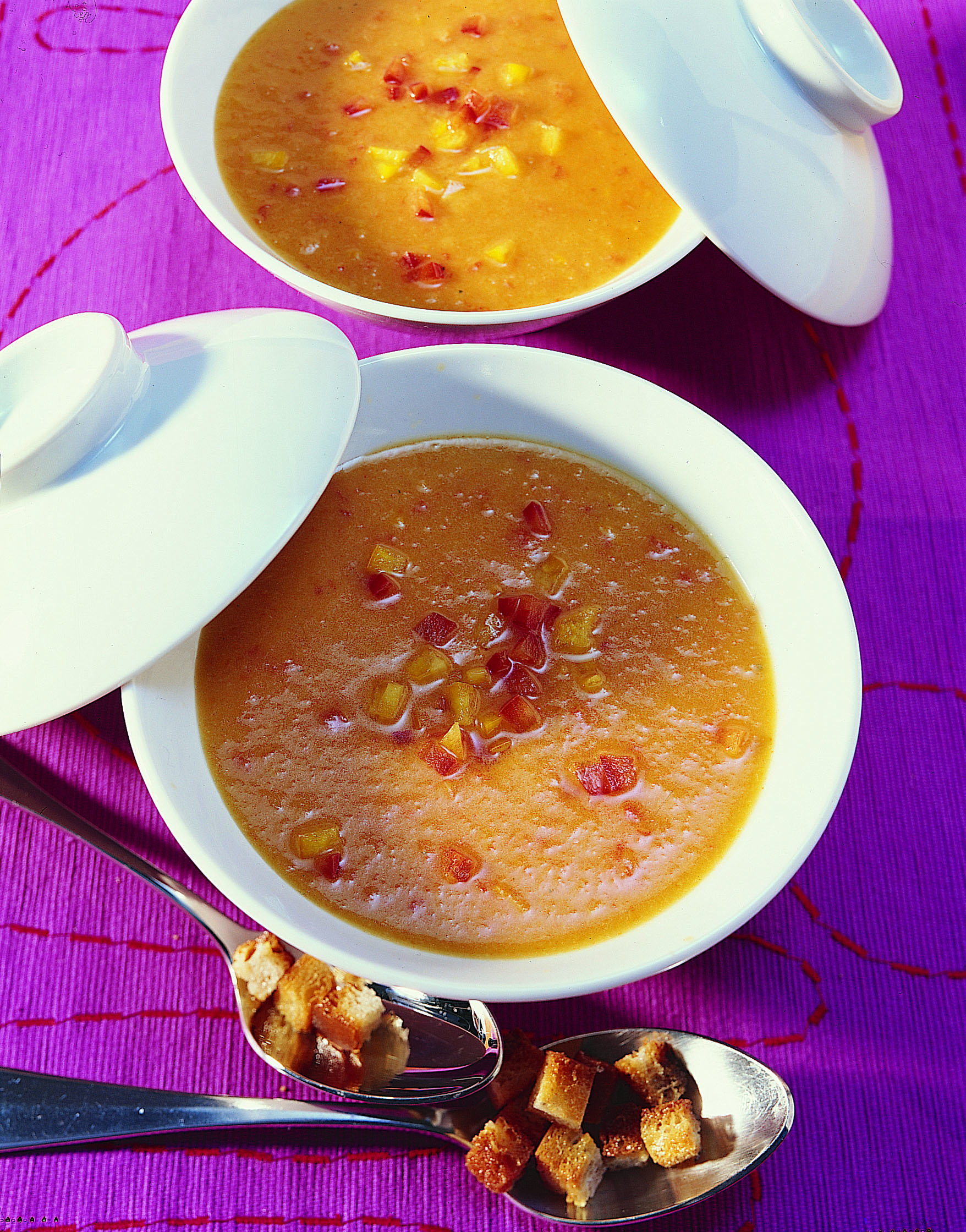 Peperoni-Suppe