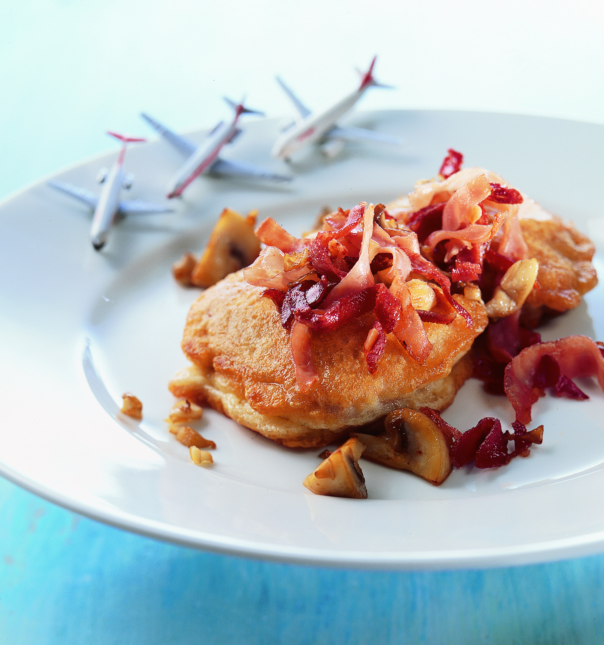 Piccata milanese mit Rindszunge und Garnitur