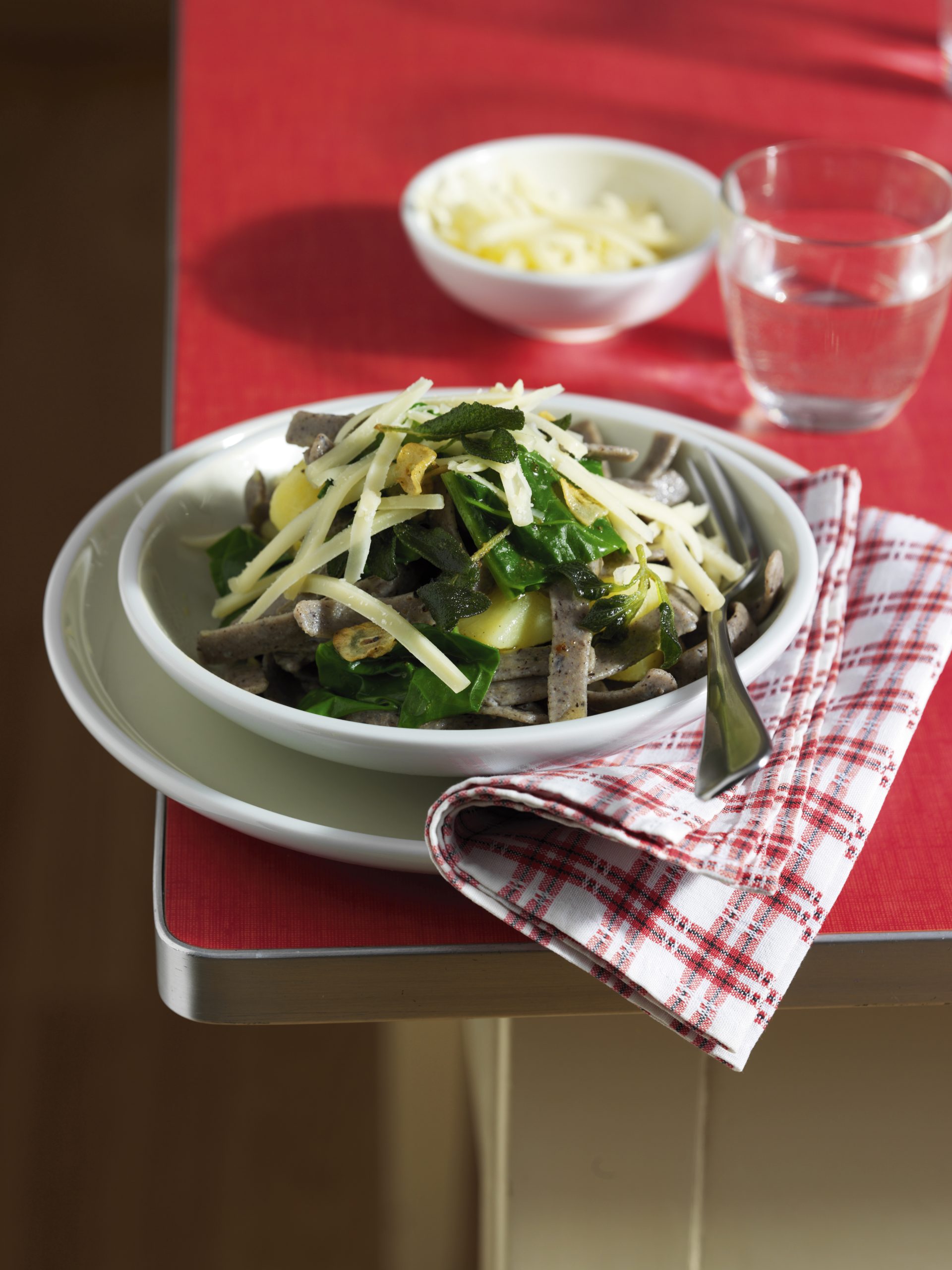 Pizzoccheri mit Krautstielen und Kartoffeln