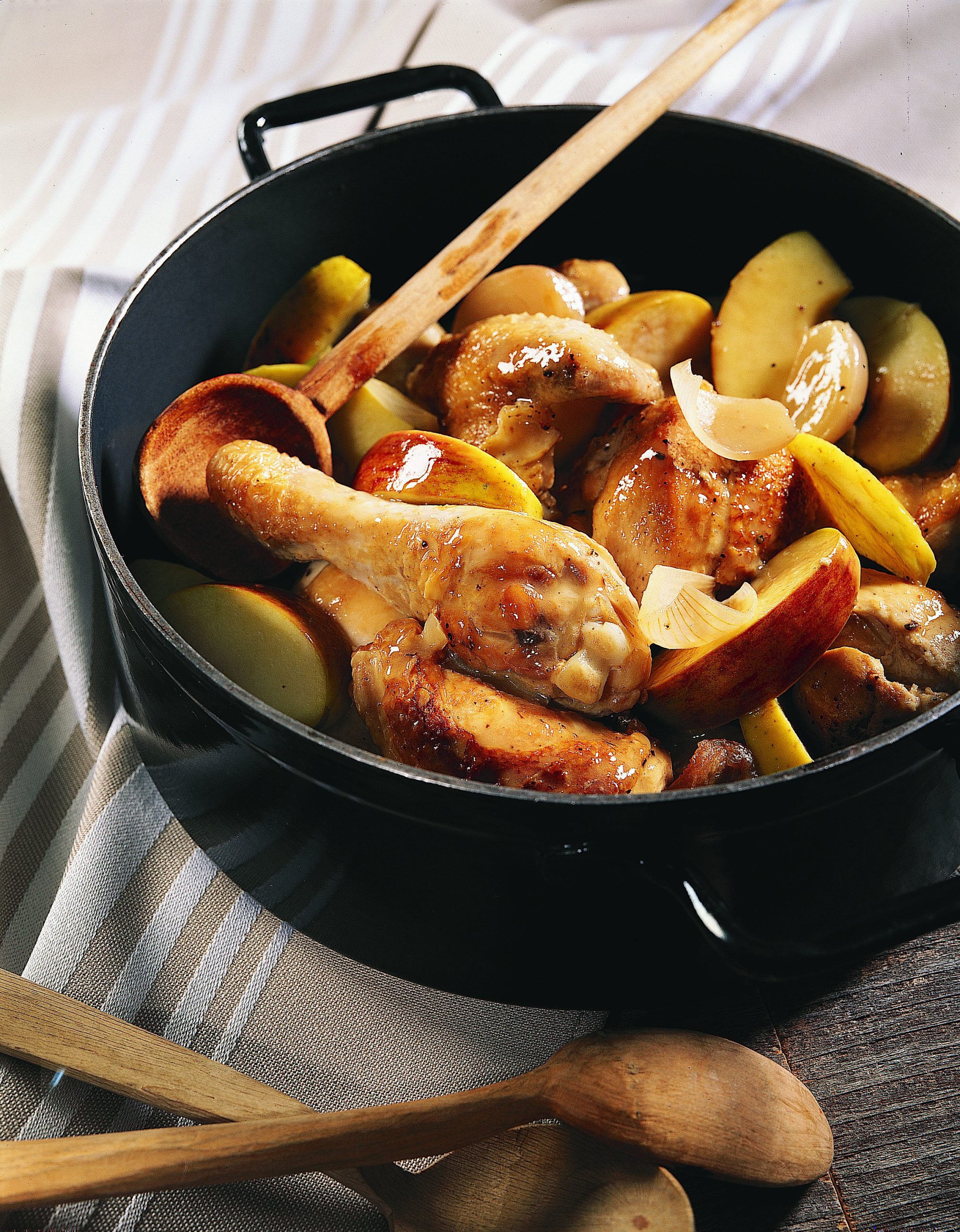Poulet vallée d'Auge au cidre (Huhn in Cidre)