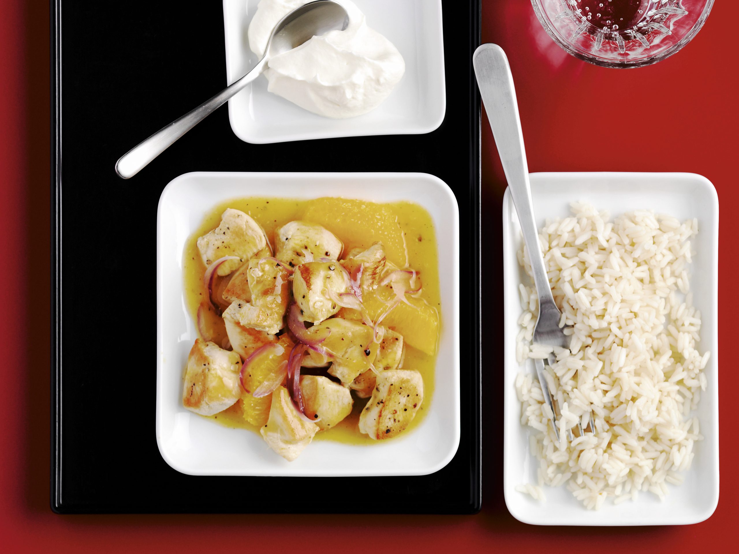 Emincé de poulet à la crème au gingembre