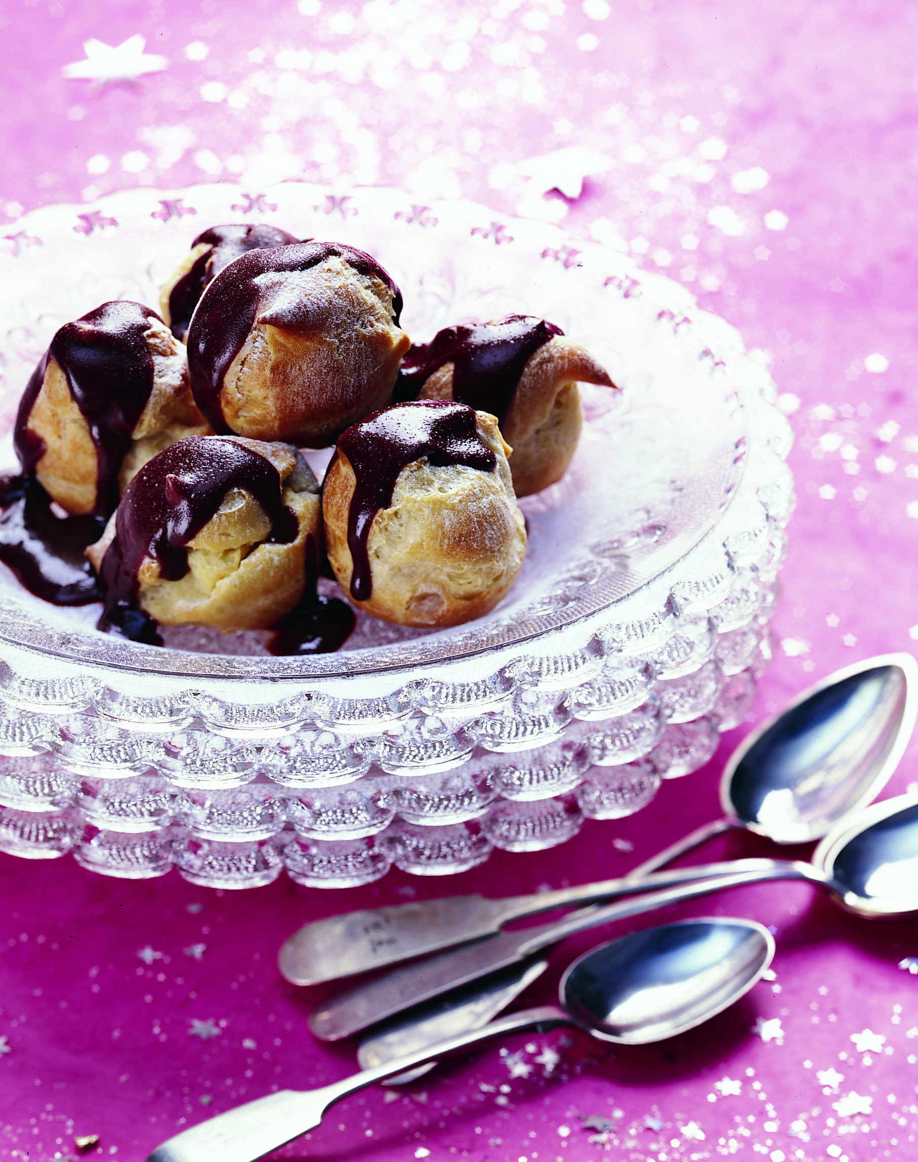 Profiteroles aux châtaignes et au chocolat