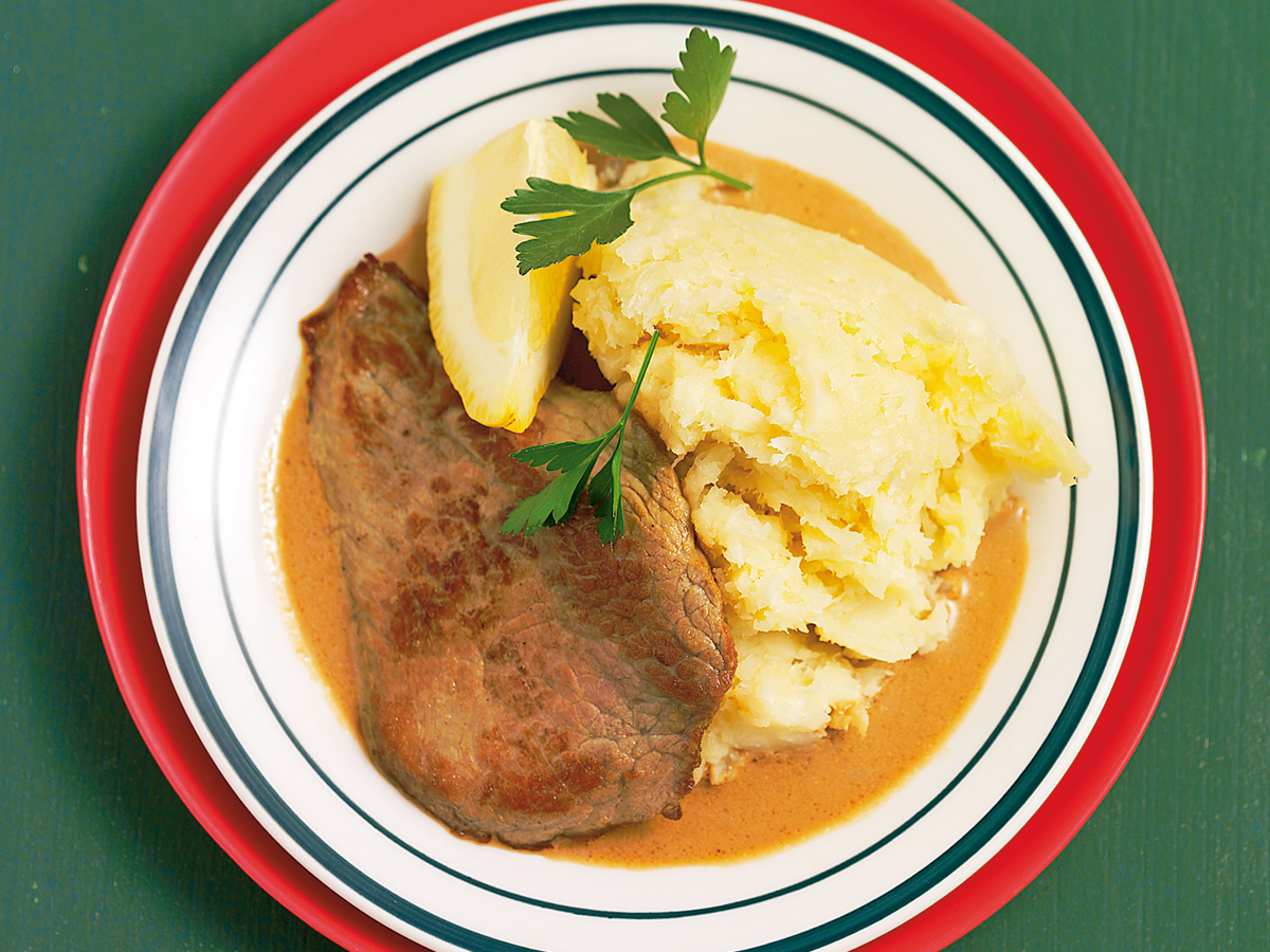 Rahmschnitzel mit Pastinakenstampf