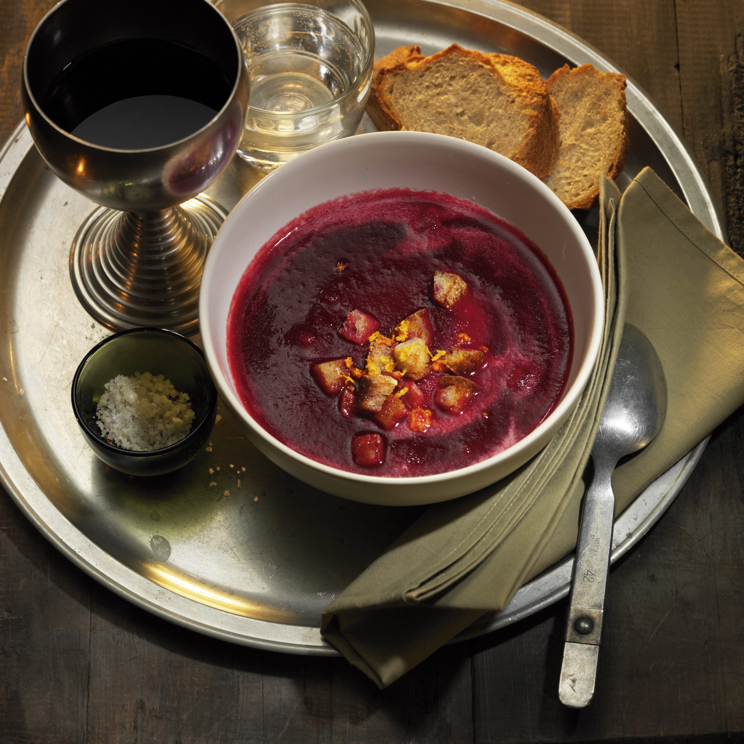 Randen-Orangen-Suppe