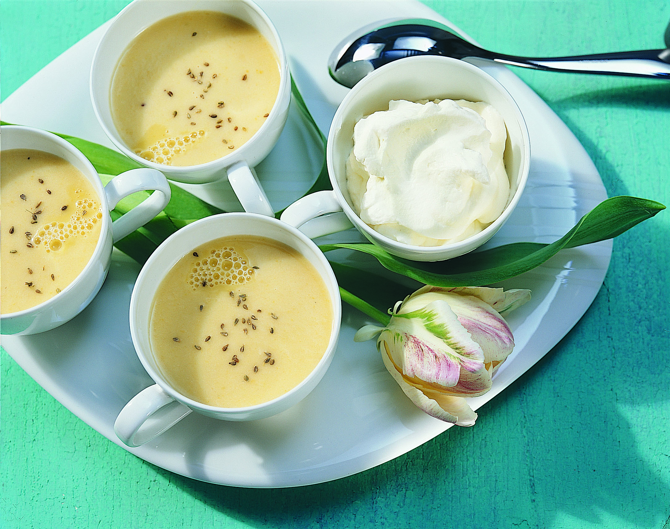 Velouté pomme et rhubarbe