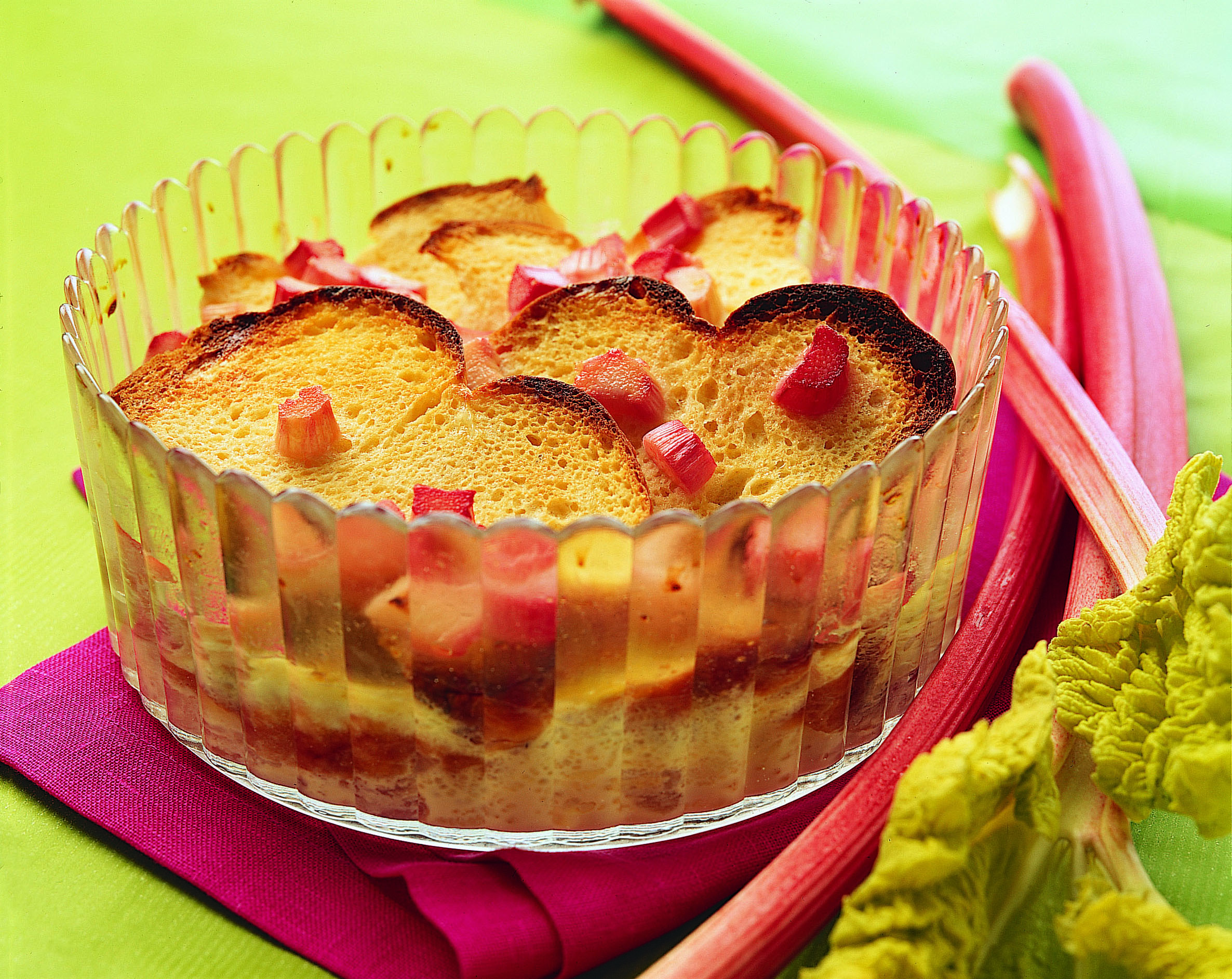 Pain perdu à la rhubarbe