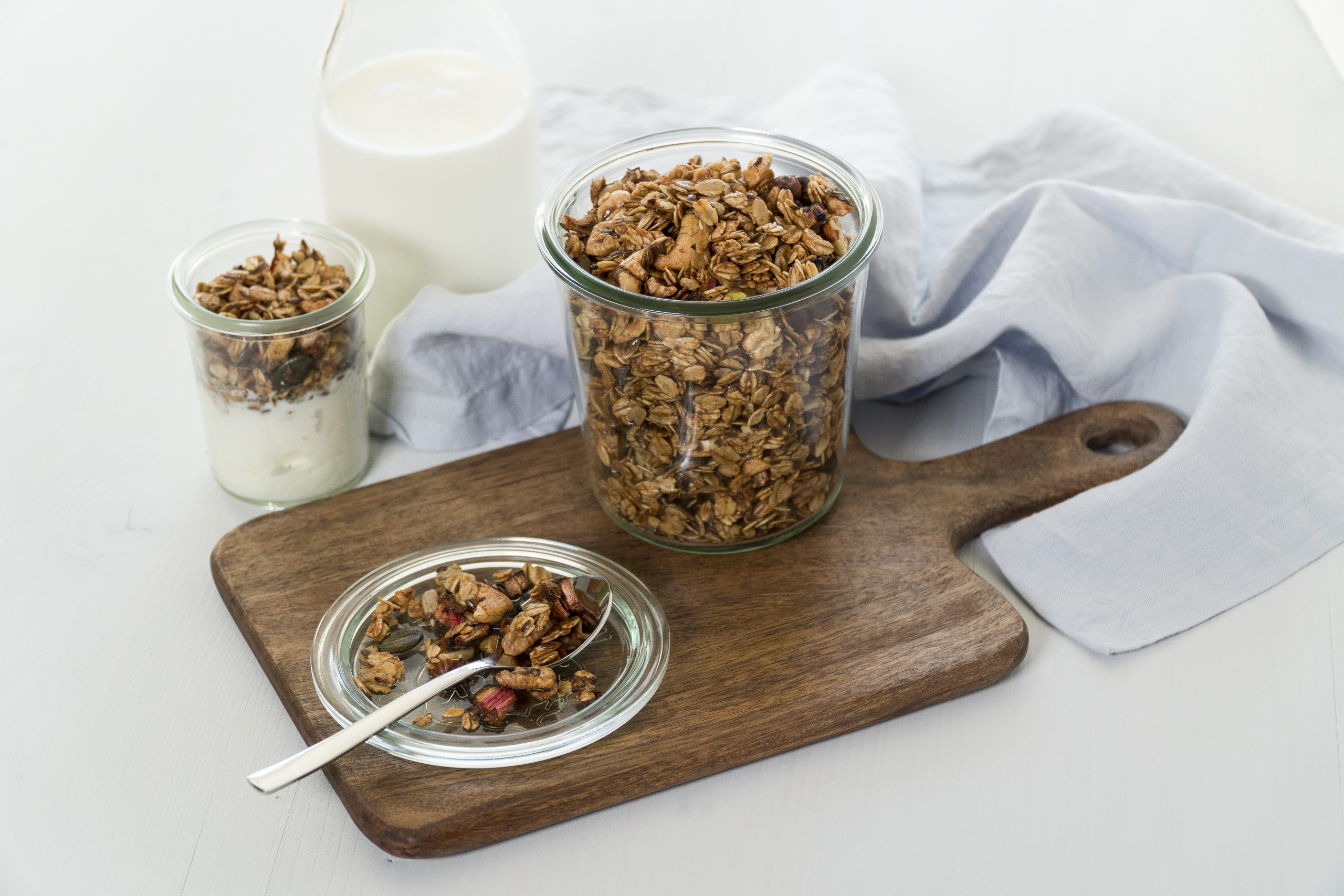 Rhabarber-Granola