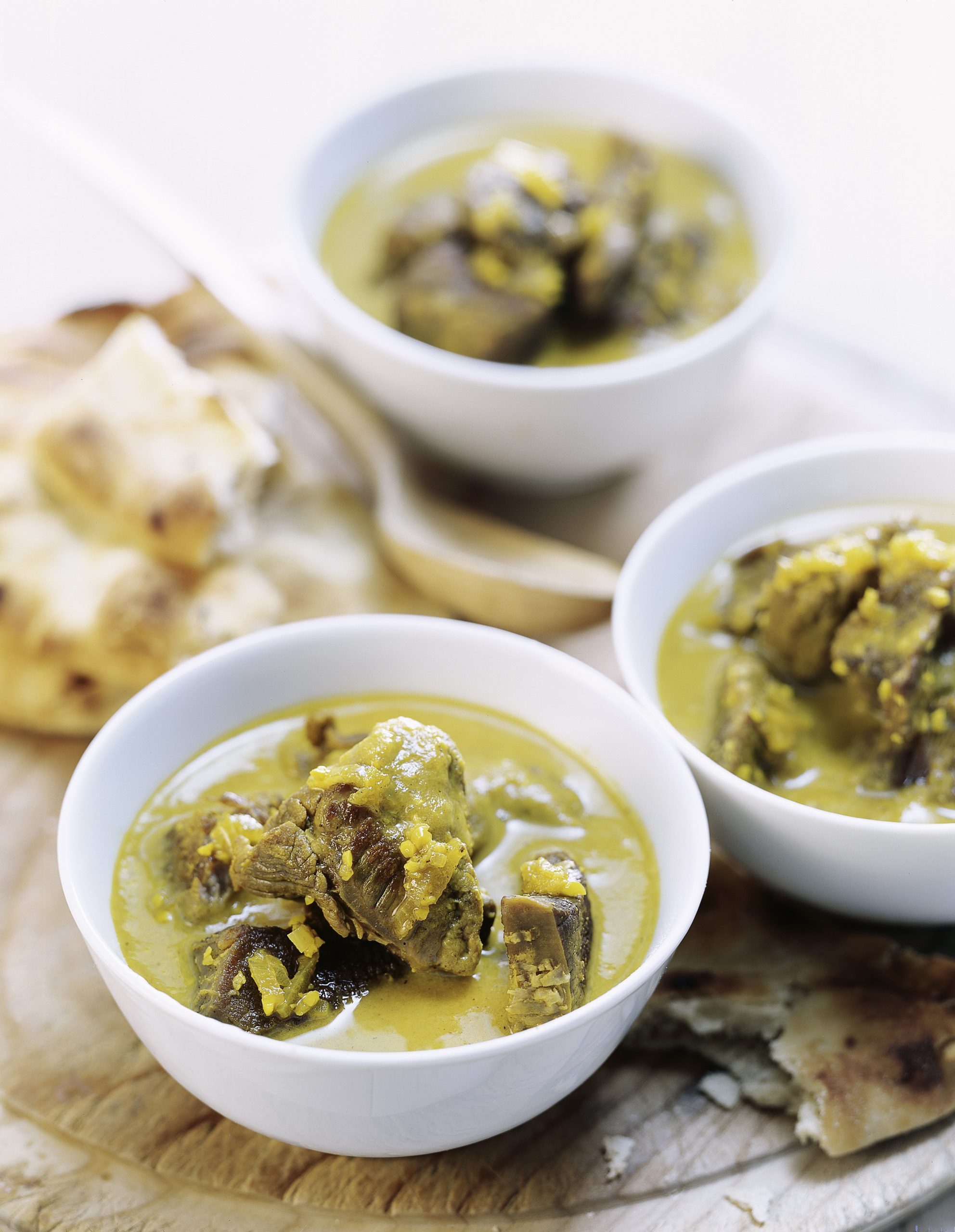 Rindsragout an Joghurtsauce