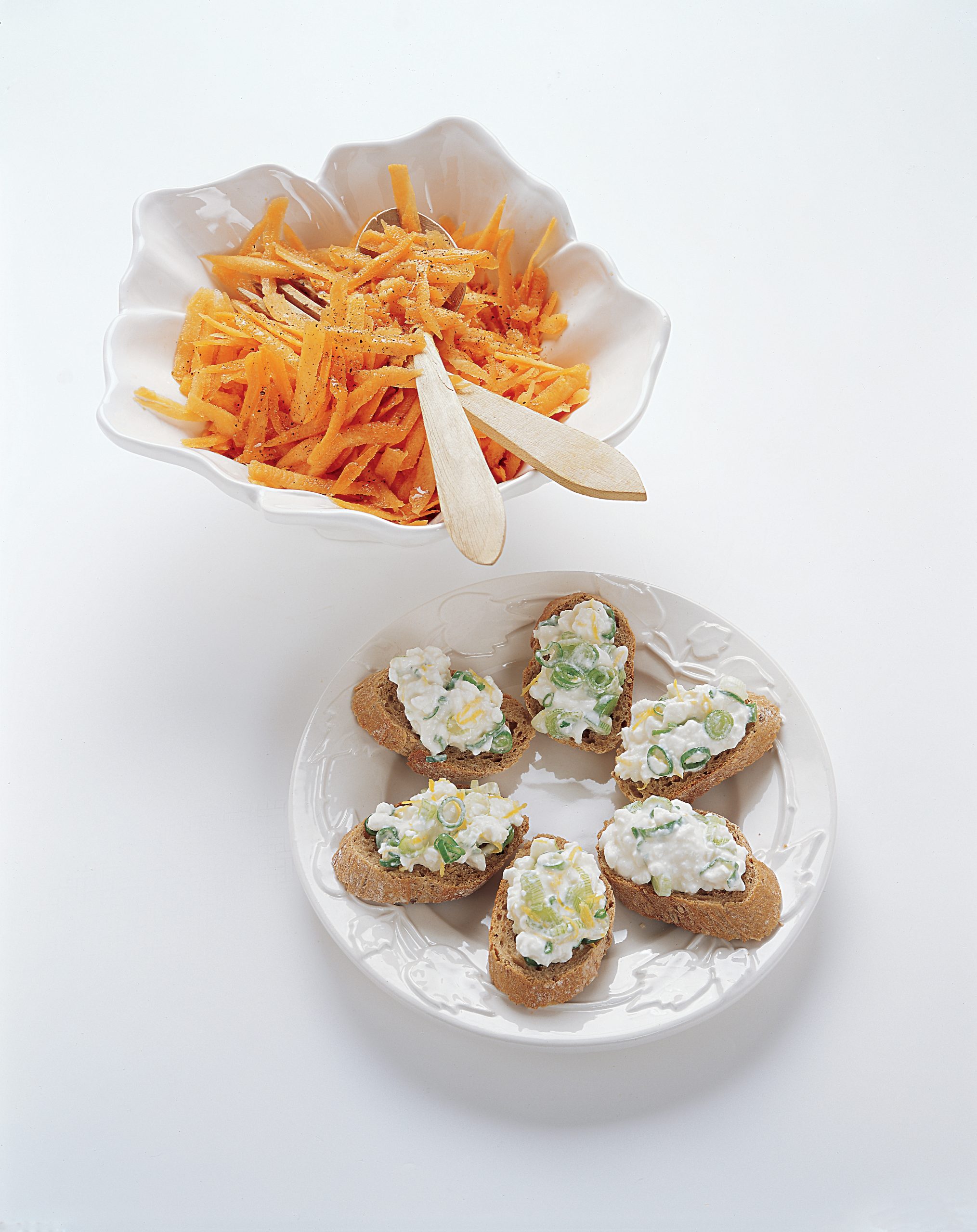Salade de carottes au gingembre et ses crostini au cottage cheese