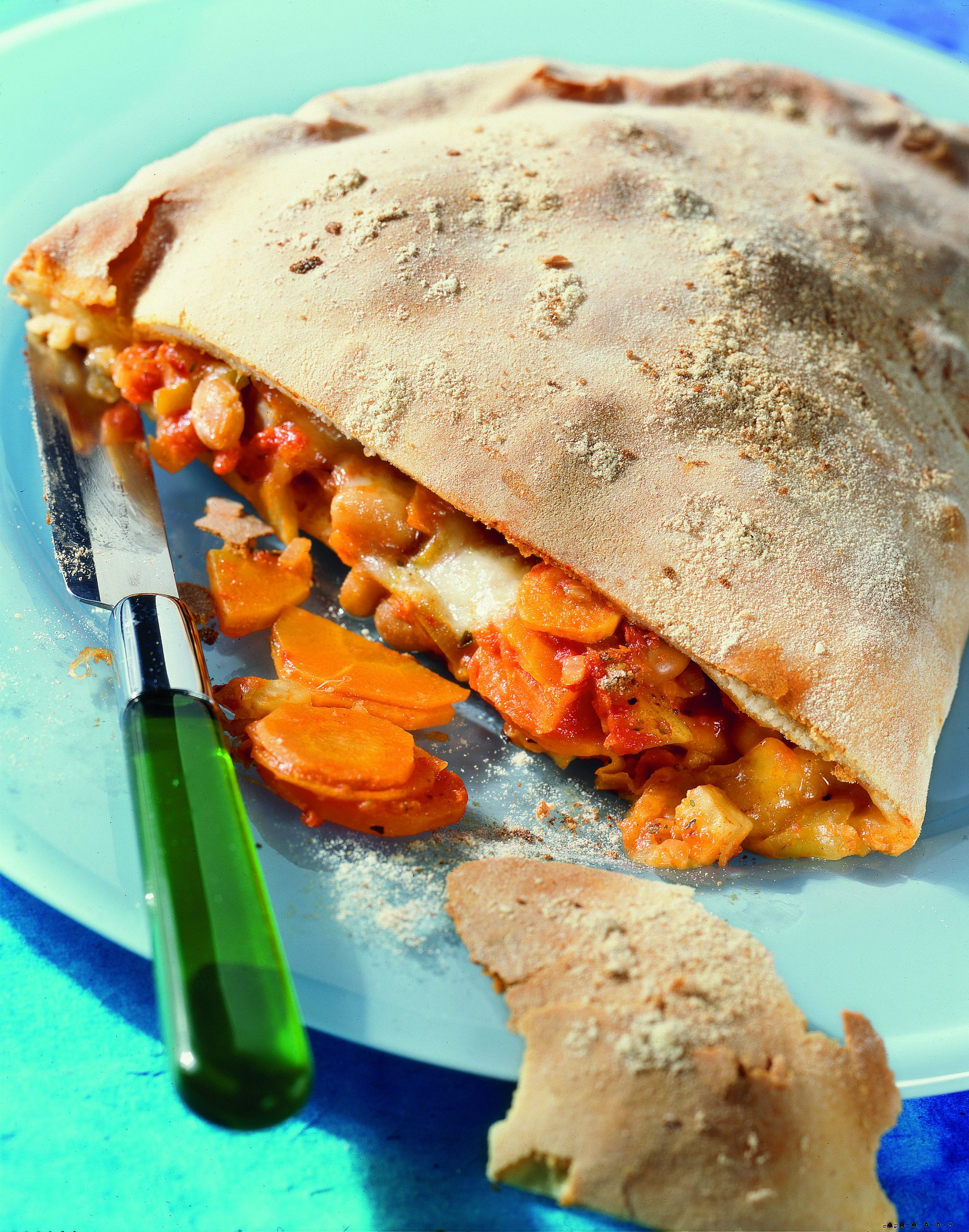 Calzone aux carottes, au céleri et au poireau