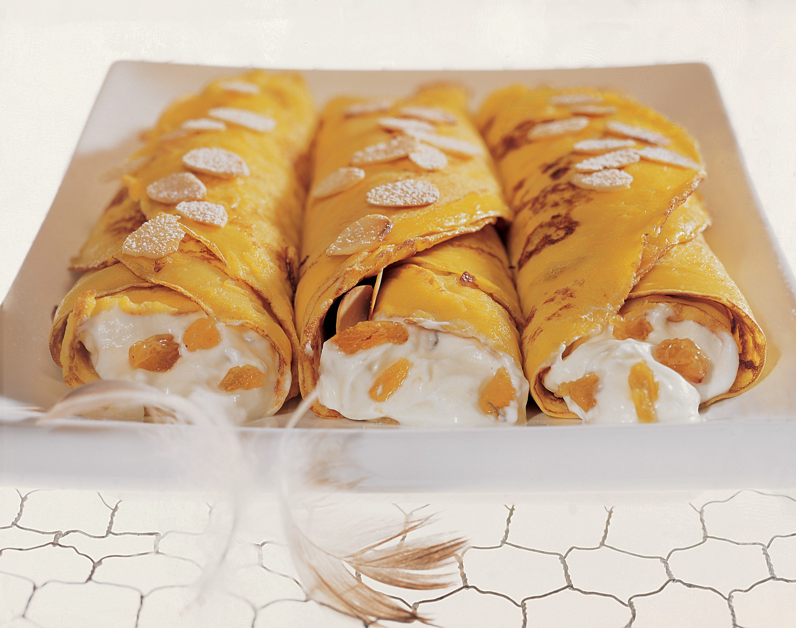 Safran-Crêpes mit Zitronenquark