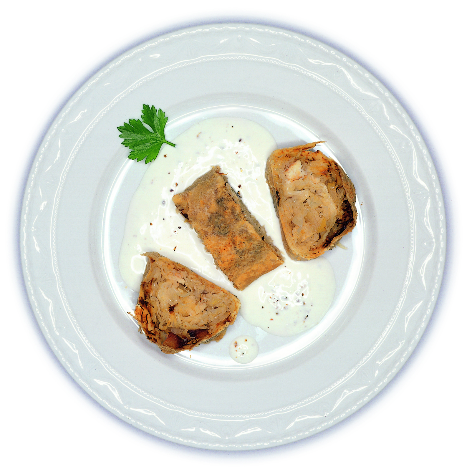 Strudel à la choucroute et à la truite fumée et sauce au genièvre