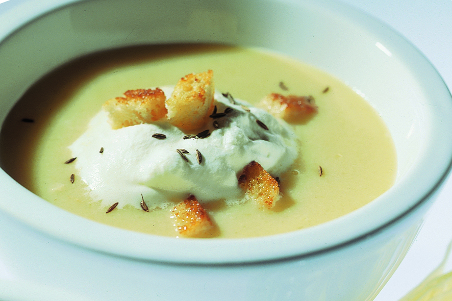 Soupe à la choucroute et croûtons