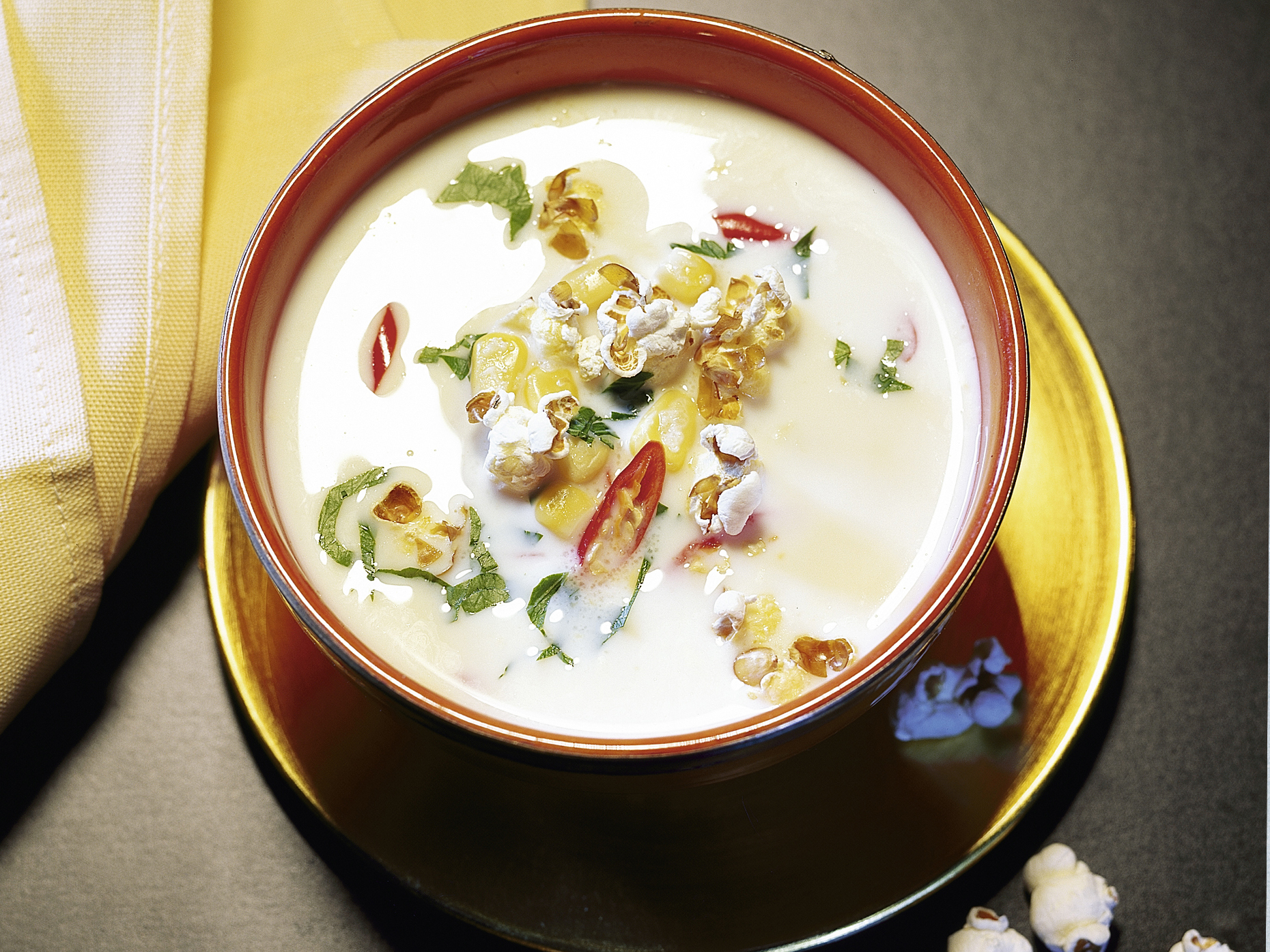 Potage épicé au maïs