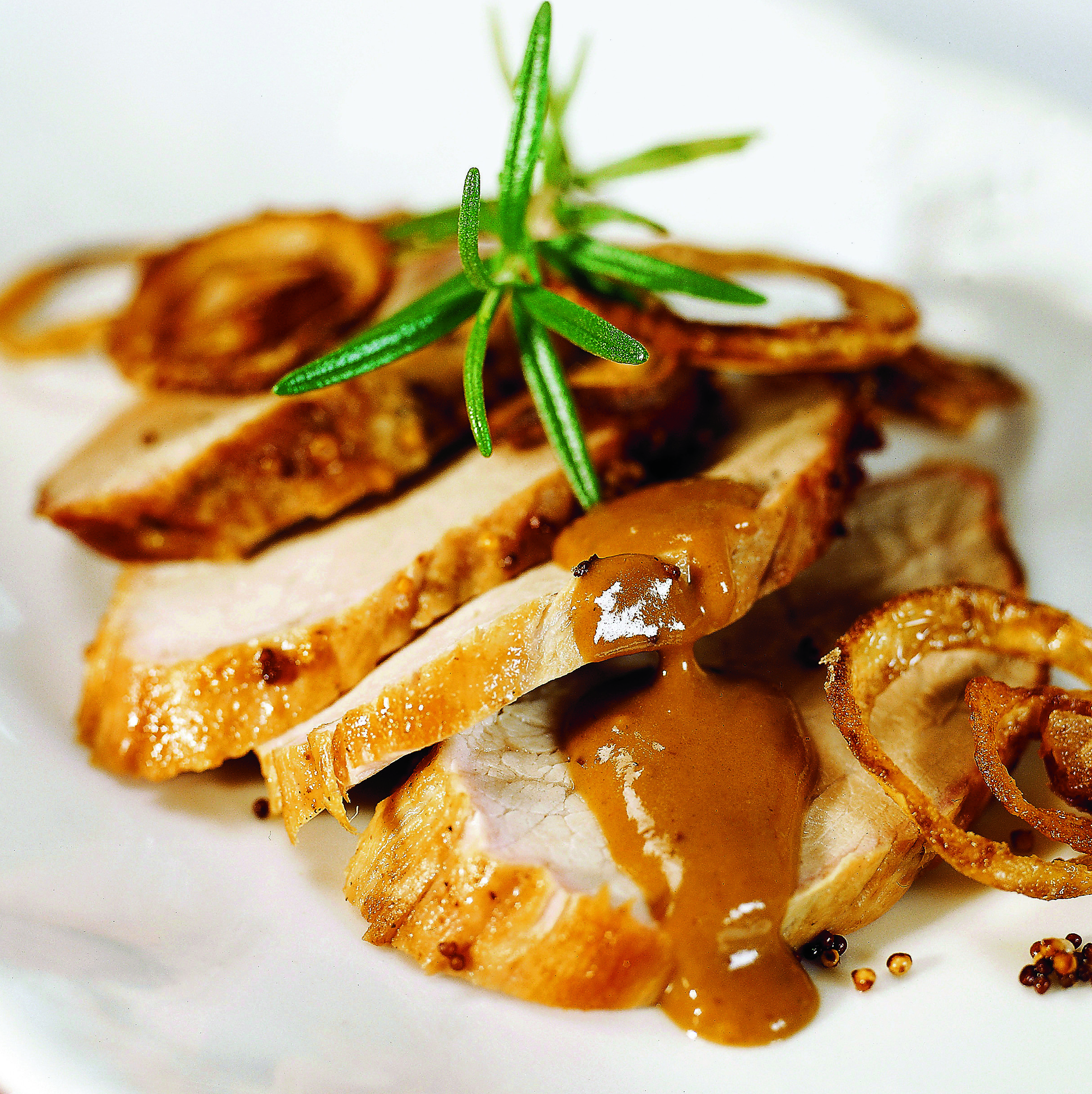 Rôti de porc sauce à l'oignon