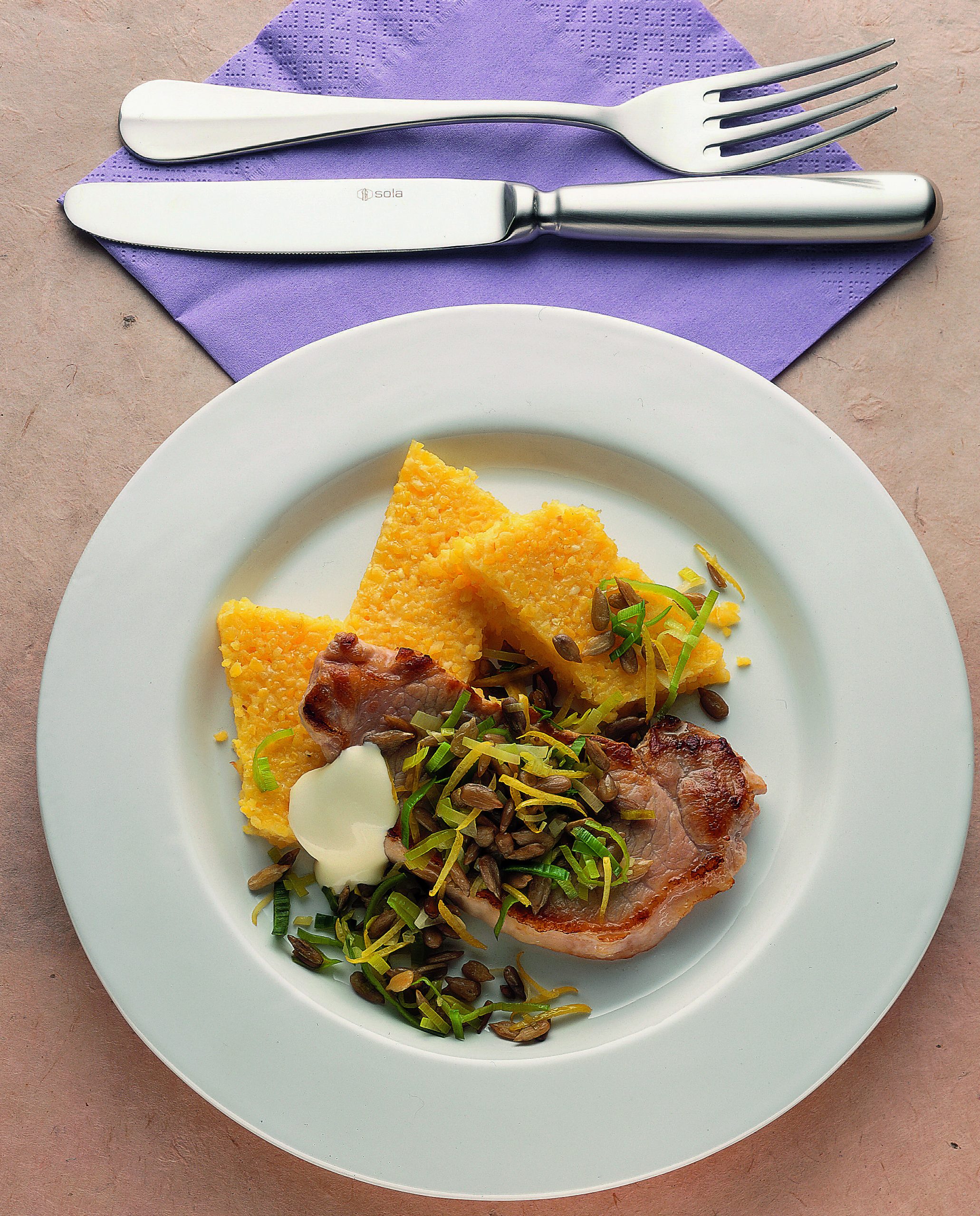 Escalopes de porc et tartare de poireau
