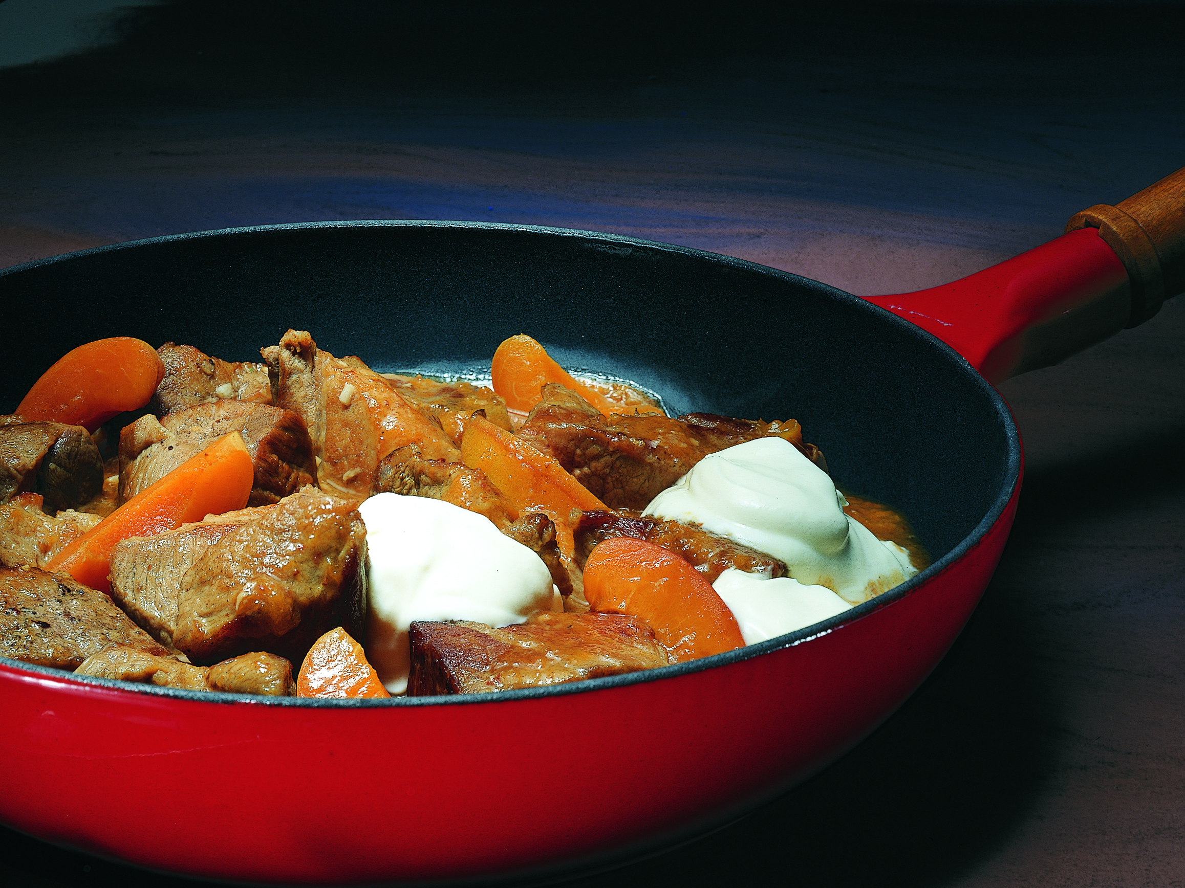 Schweinsvoressen mit Aprikosen