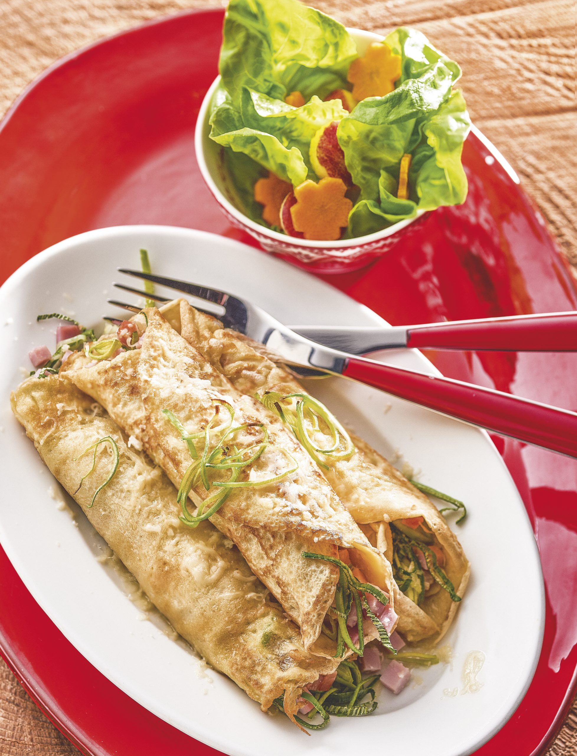 Crêpes au fromage de montagne schwytzois et salade