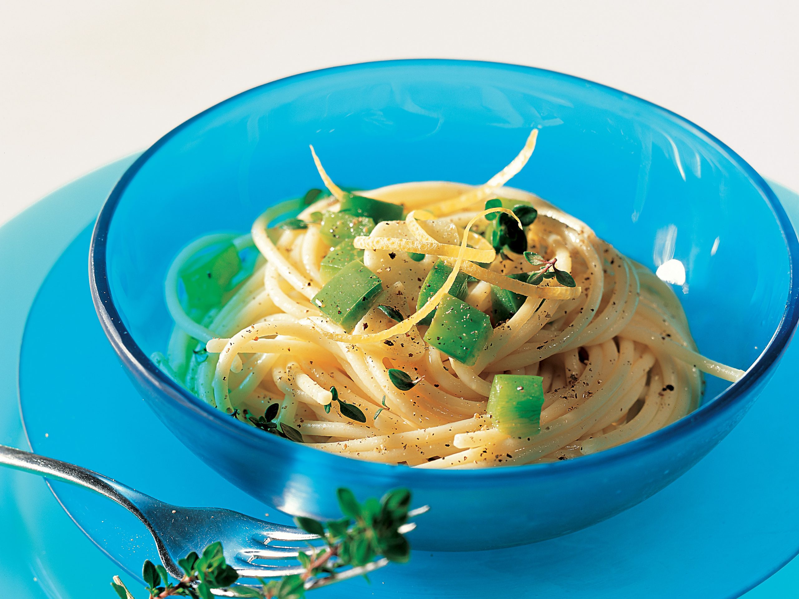 Spaghetti beurre au thym citron