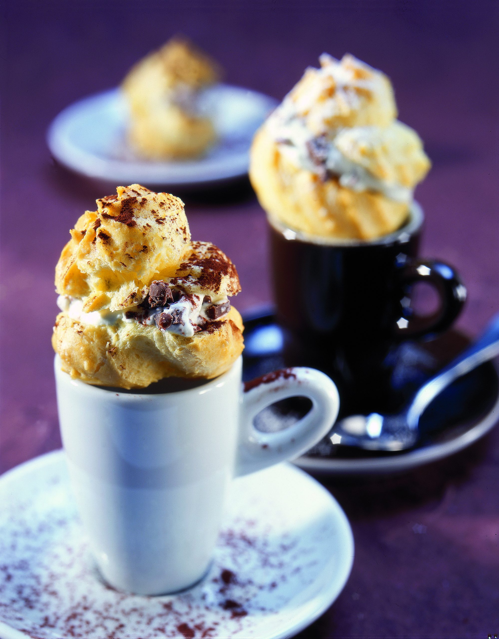 Choux stracciatella