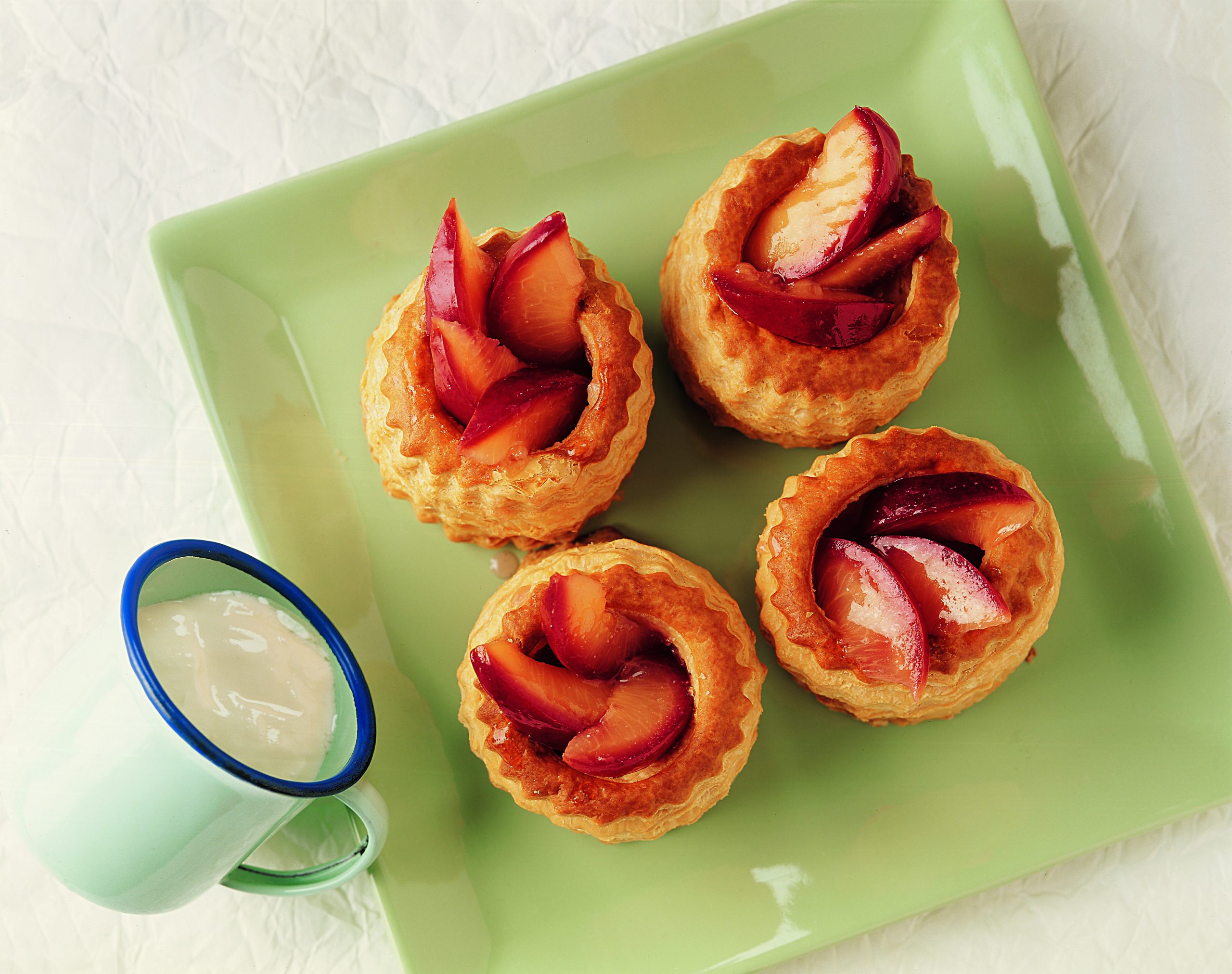 Bouchées à la crème de prunes