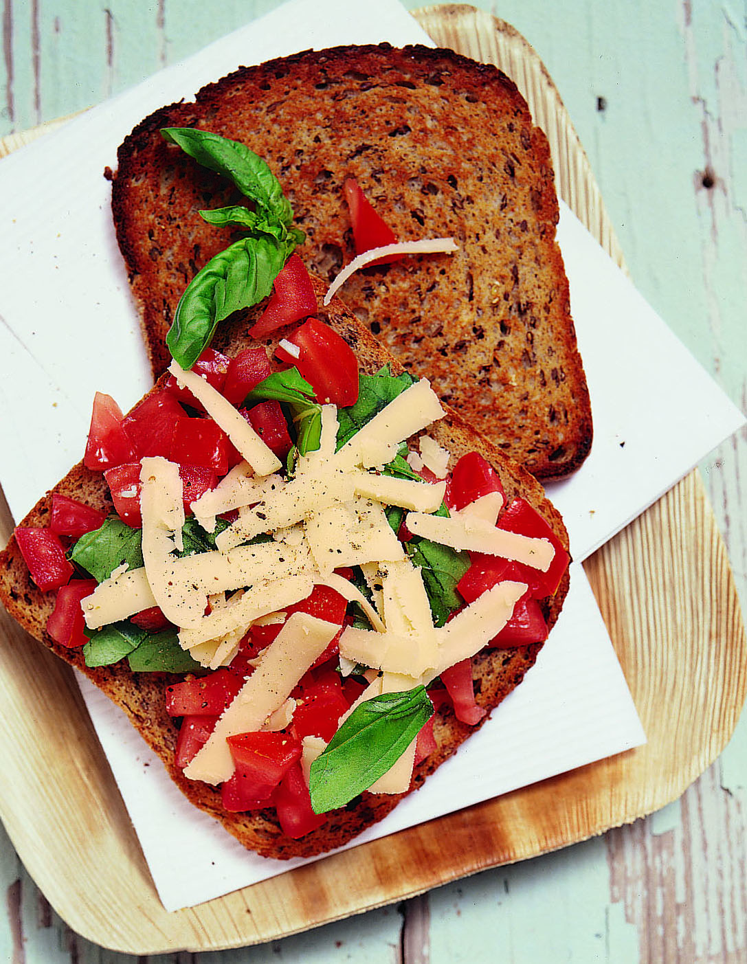 Tomaten-Käsebrötchen