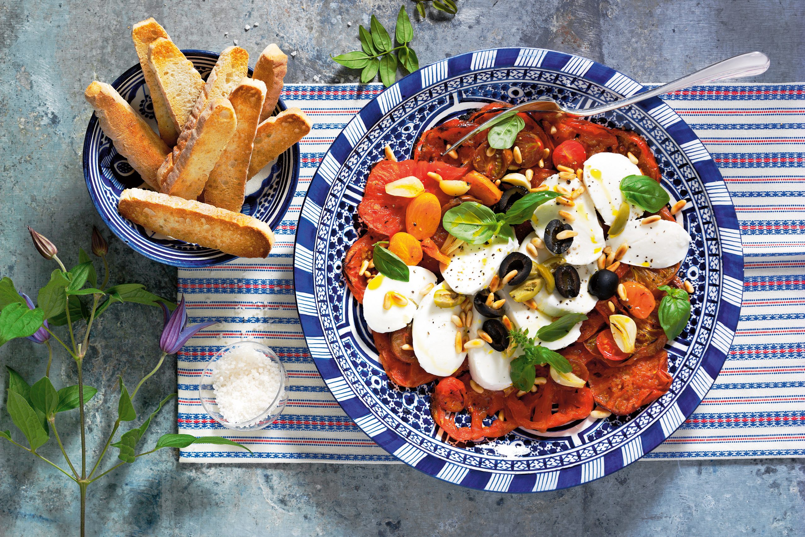 Salade tomate-mozzarella améliorée