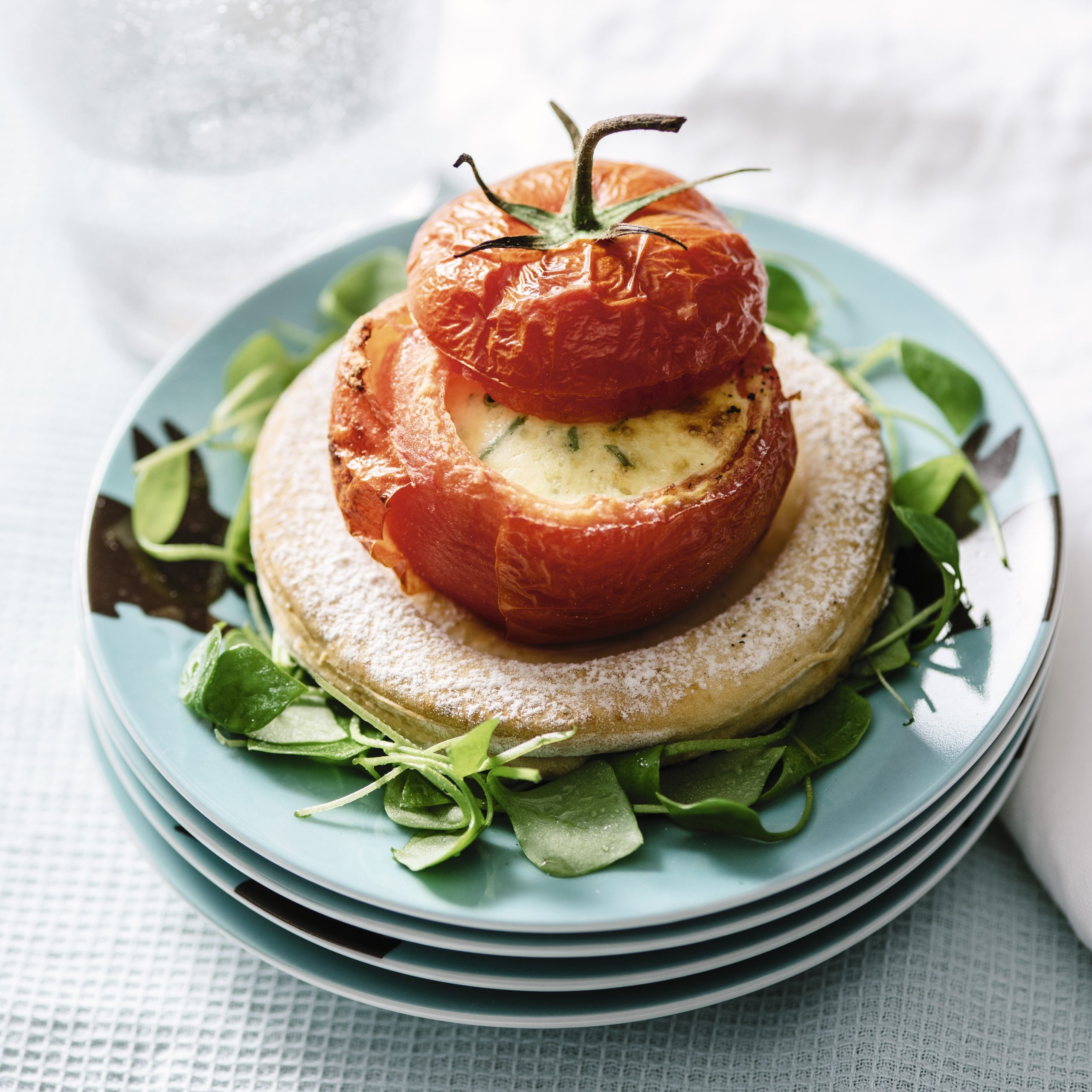 Tomates farcies sur petits nids