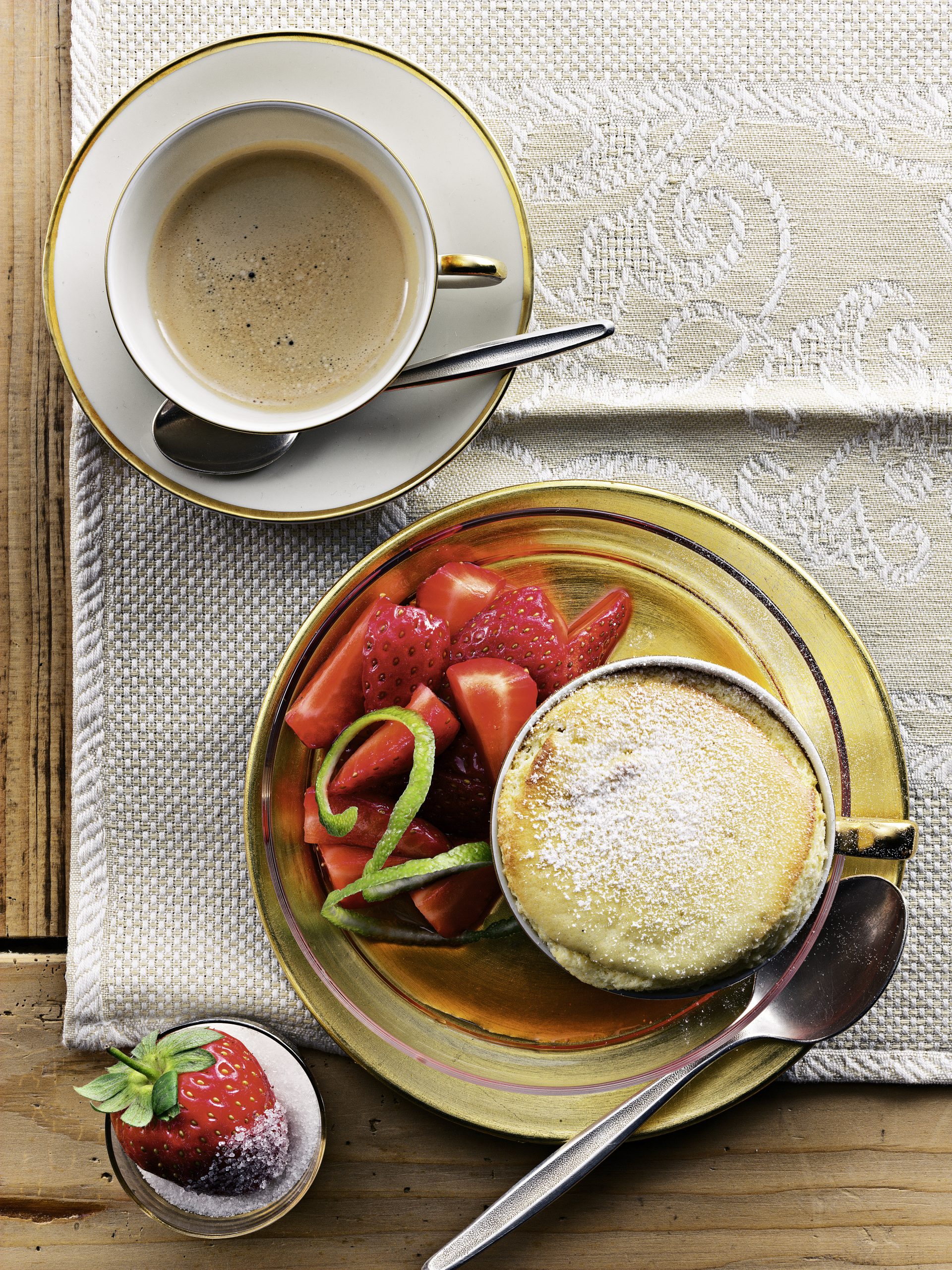 Soufflés vanillés aux fraises