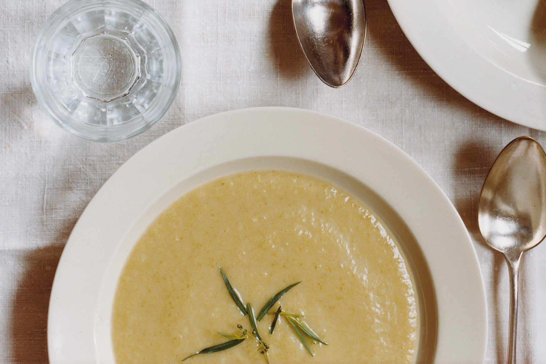 Vichyssoise (Französische Lauchcrèmesuppe)
