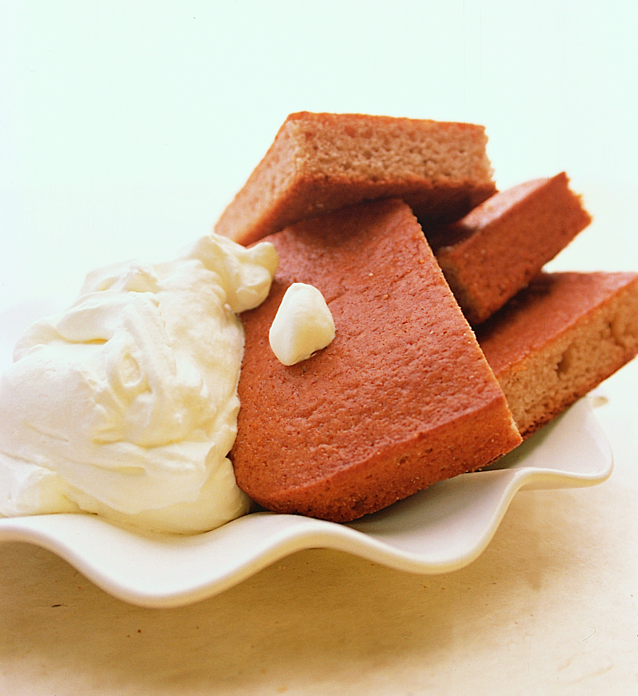 Pain d'épices à la crème fouettée