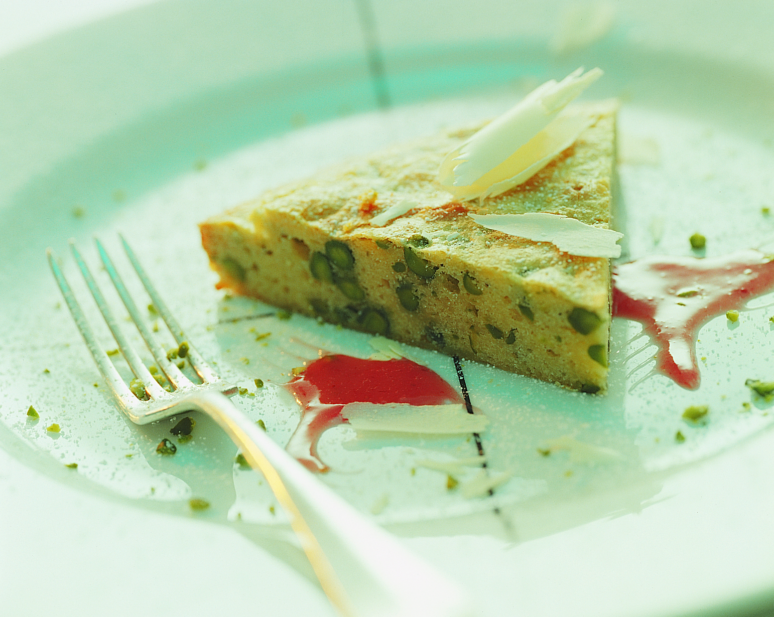 Gâteau au chocolat blanc et aux pistaches